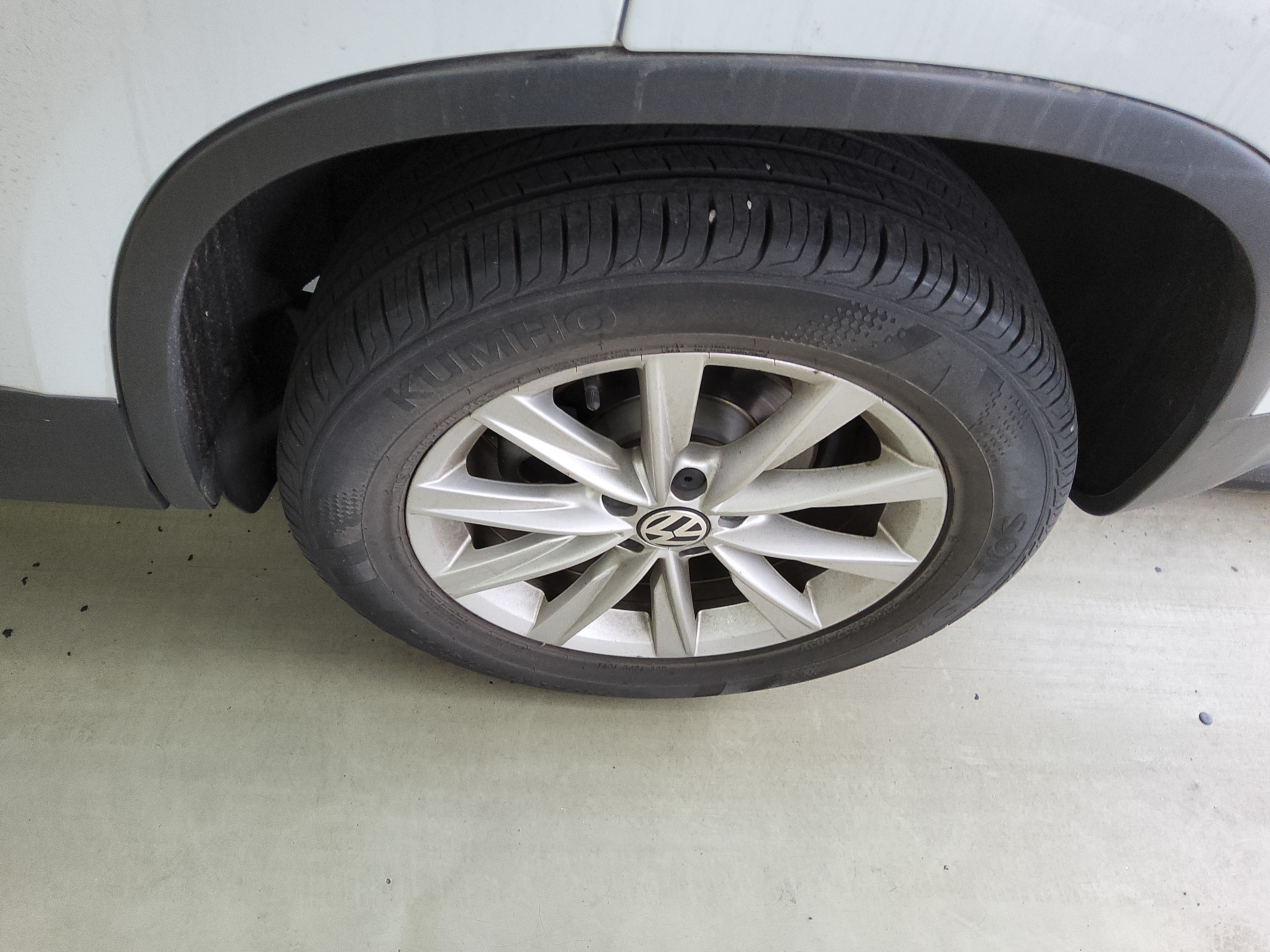 2015 - Volkswagen Tiguan