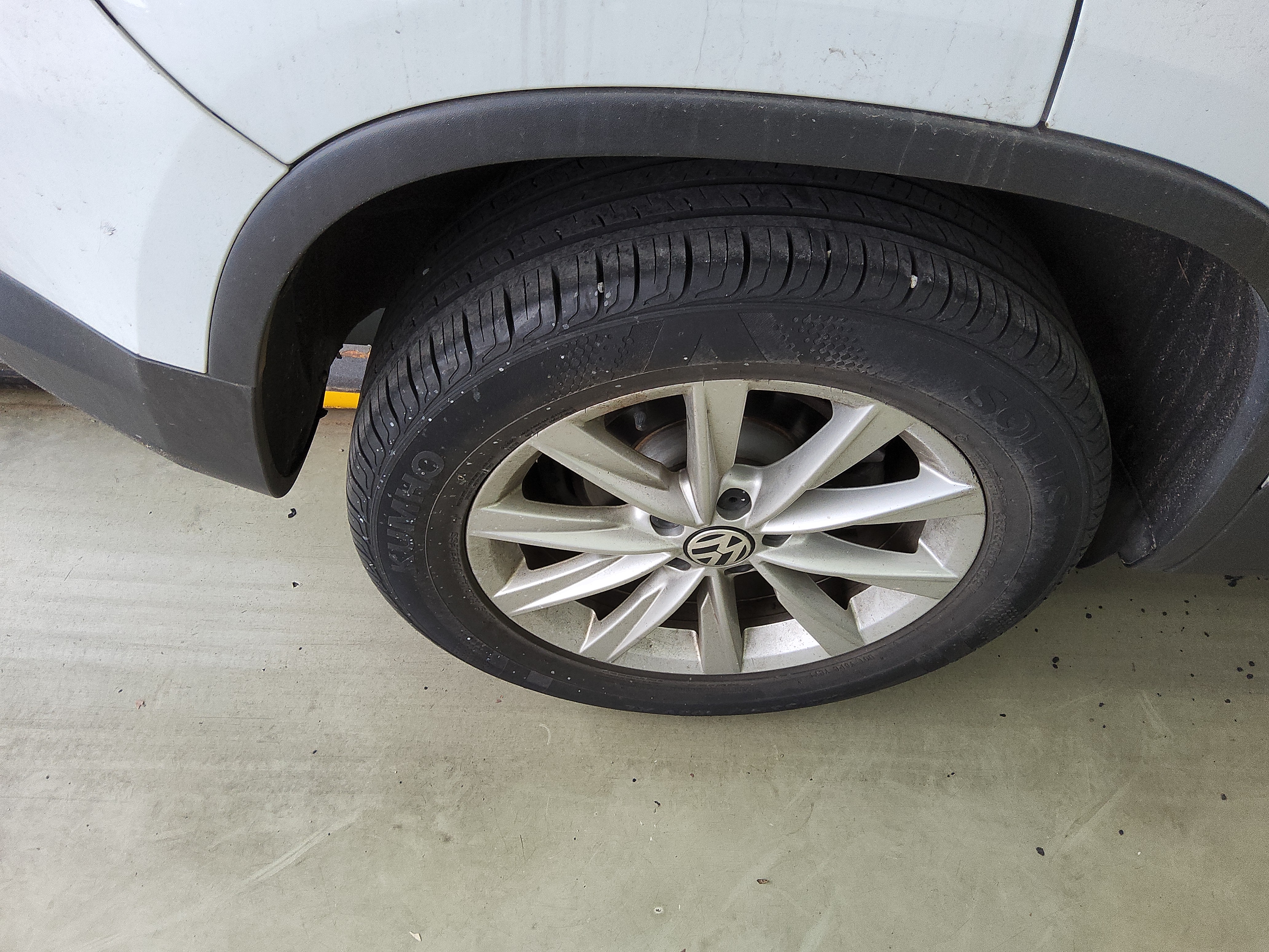 2015 - Volkswagen Tiguan