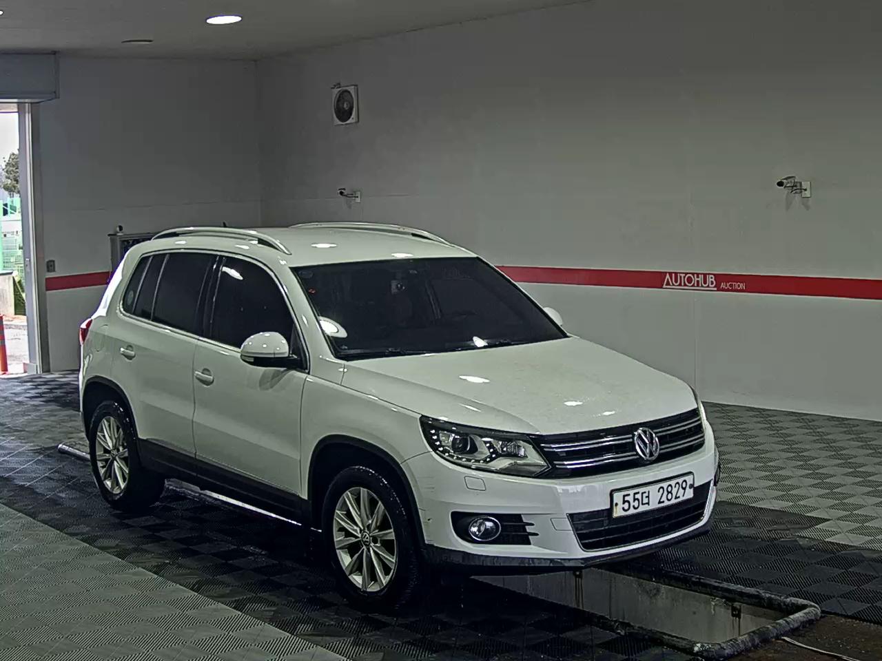 2015 - Volkswagen Tiguan
