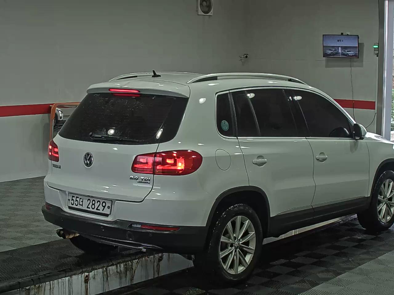 2015 - Volkswagen Tiguan