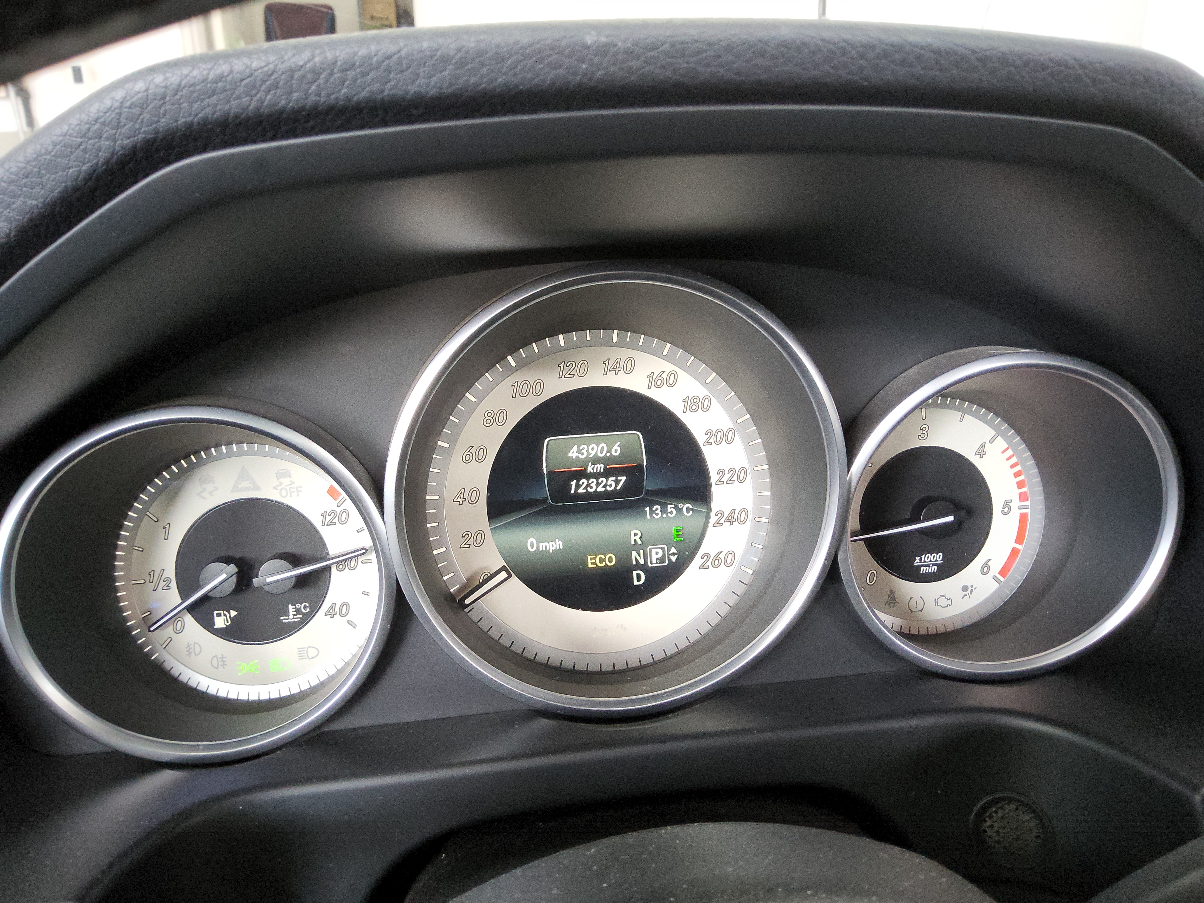 2014 - Mercedes-Benz E250