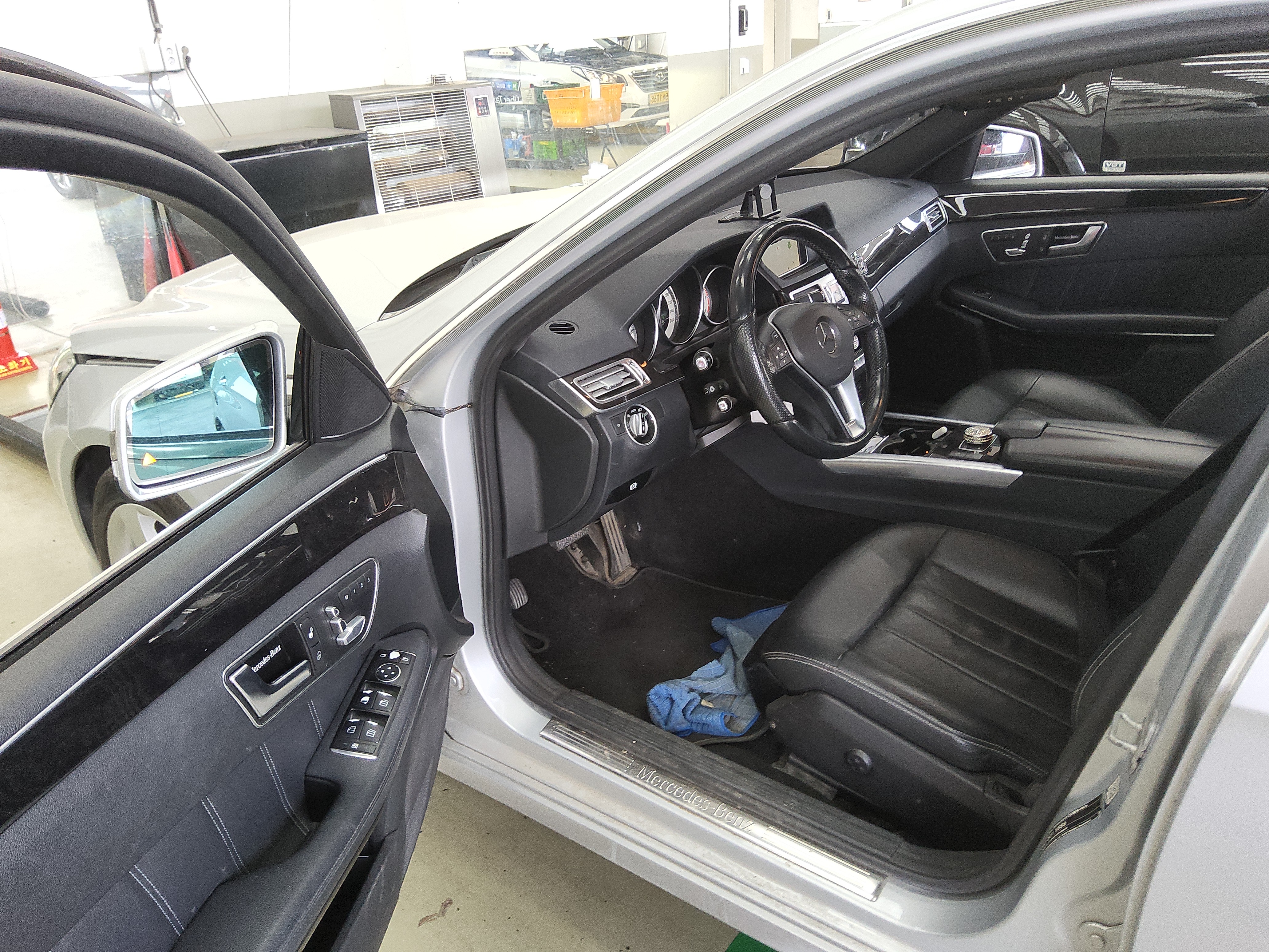 2014 - Mercedes-Benz E250