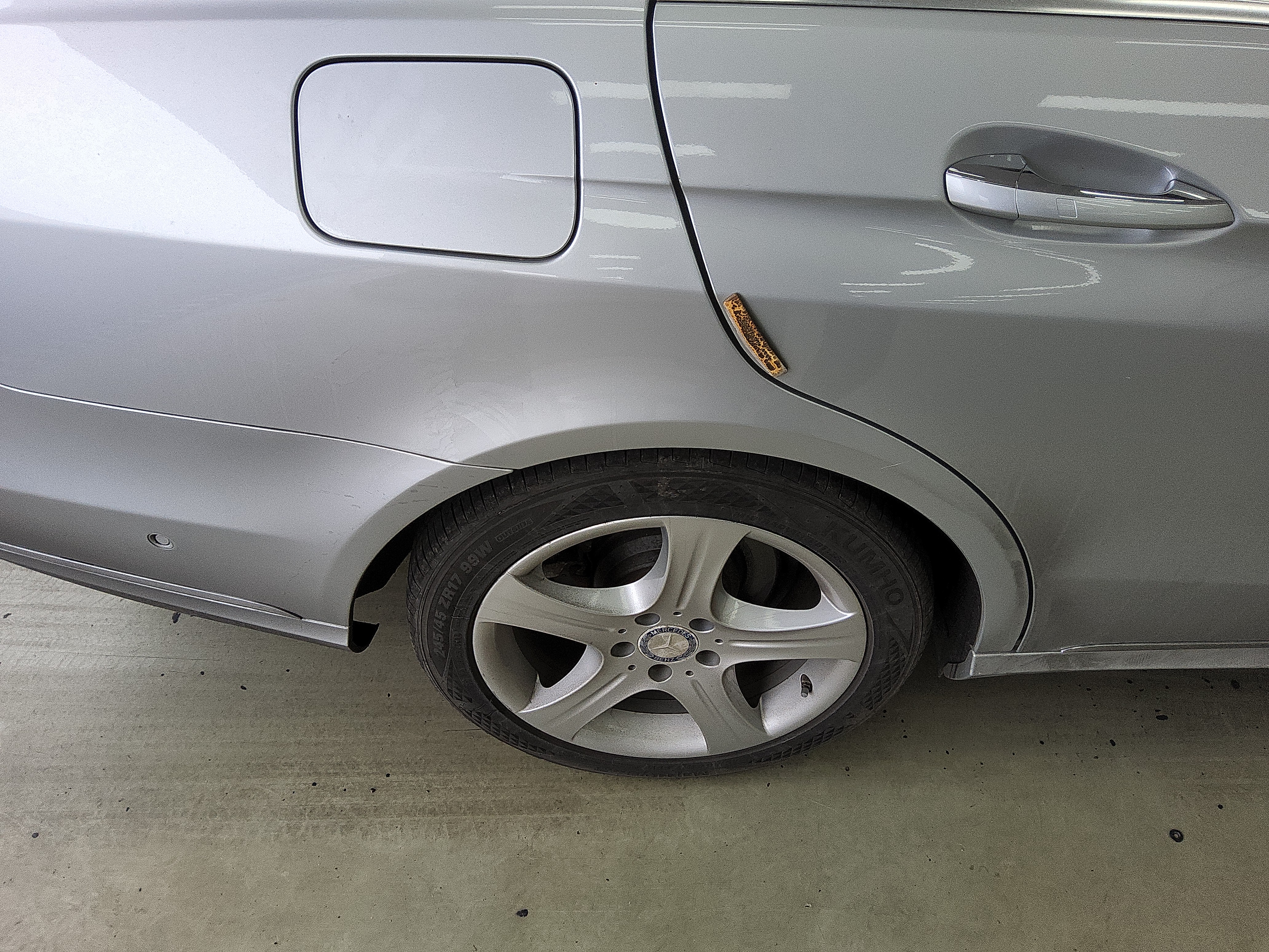 2014 - Mercedes-Benz E250