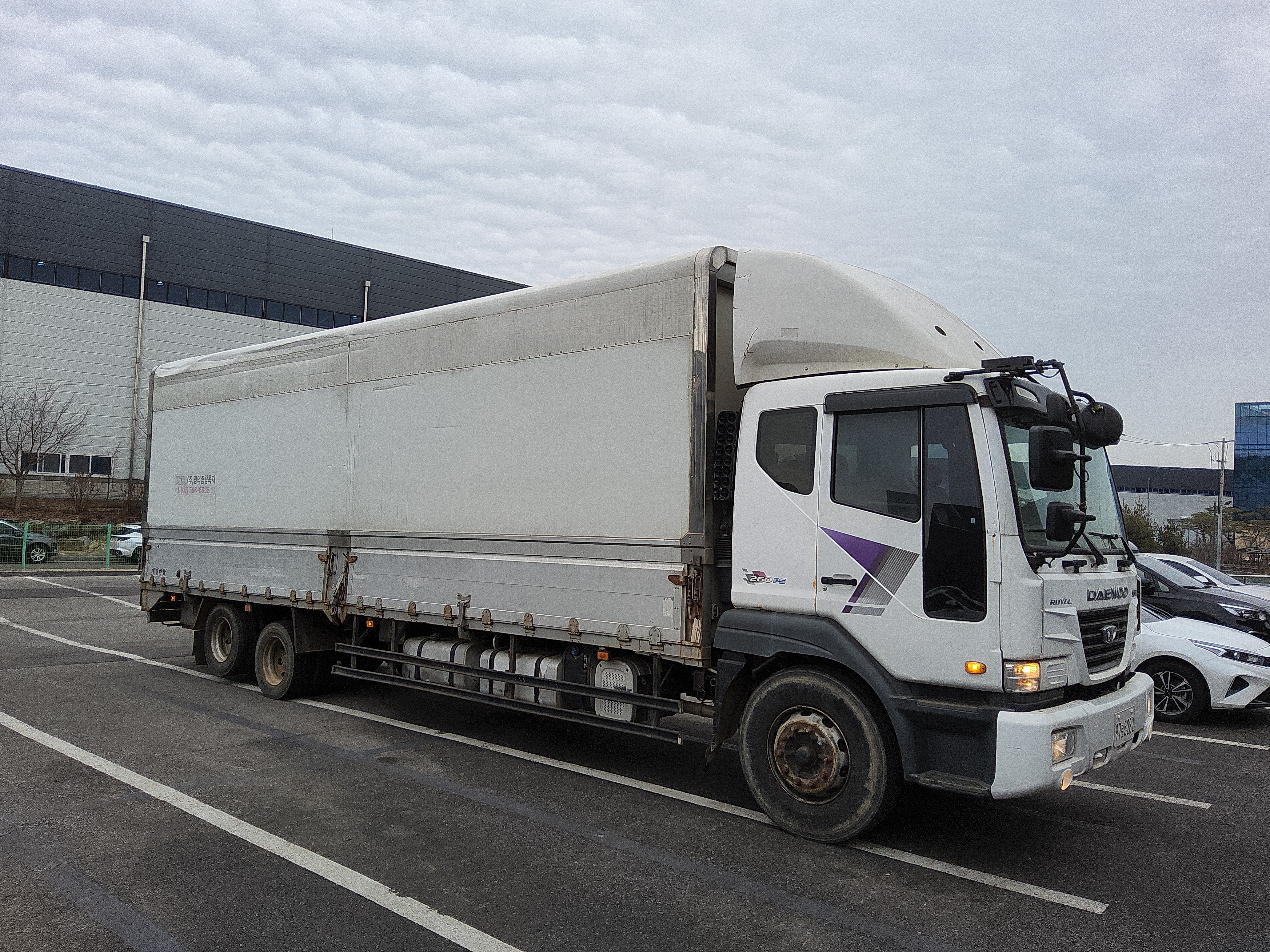 2012 - Tata Daewoo Mid-size Truck