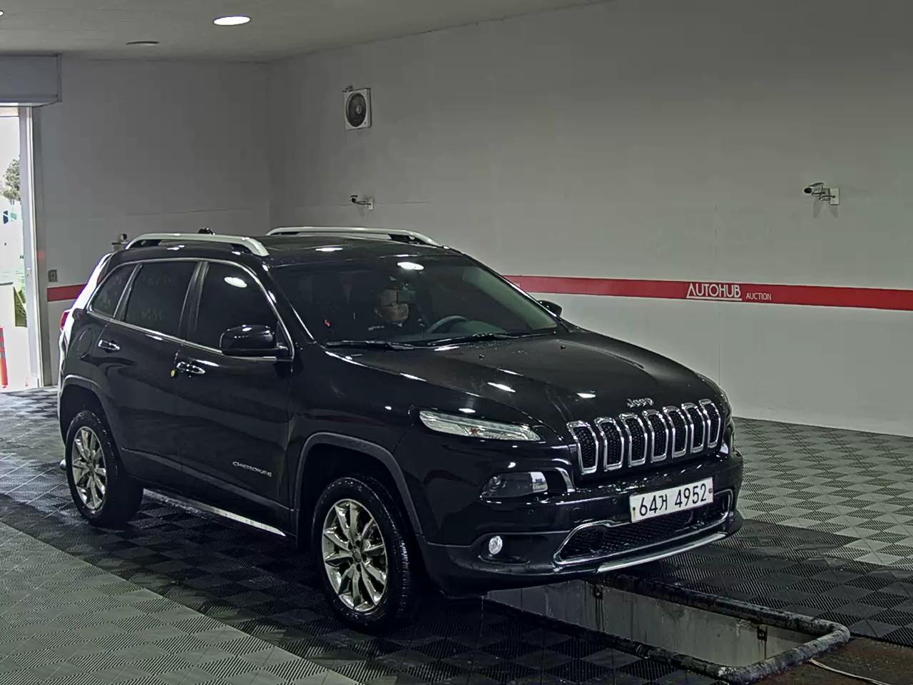 2015 - Jeep Cherokee