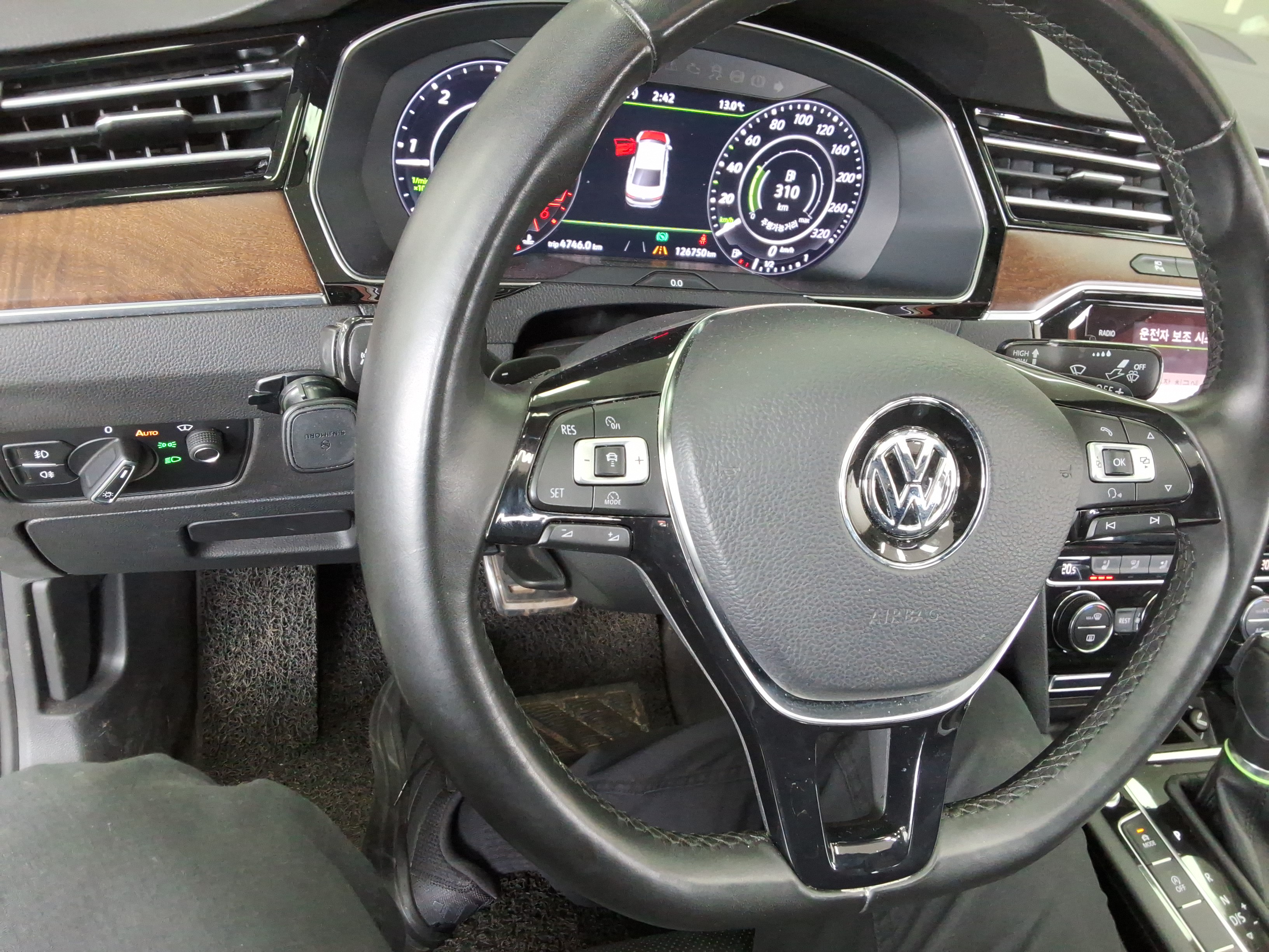 2018 - Volkswagen Passat