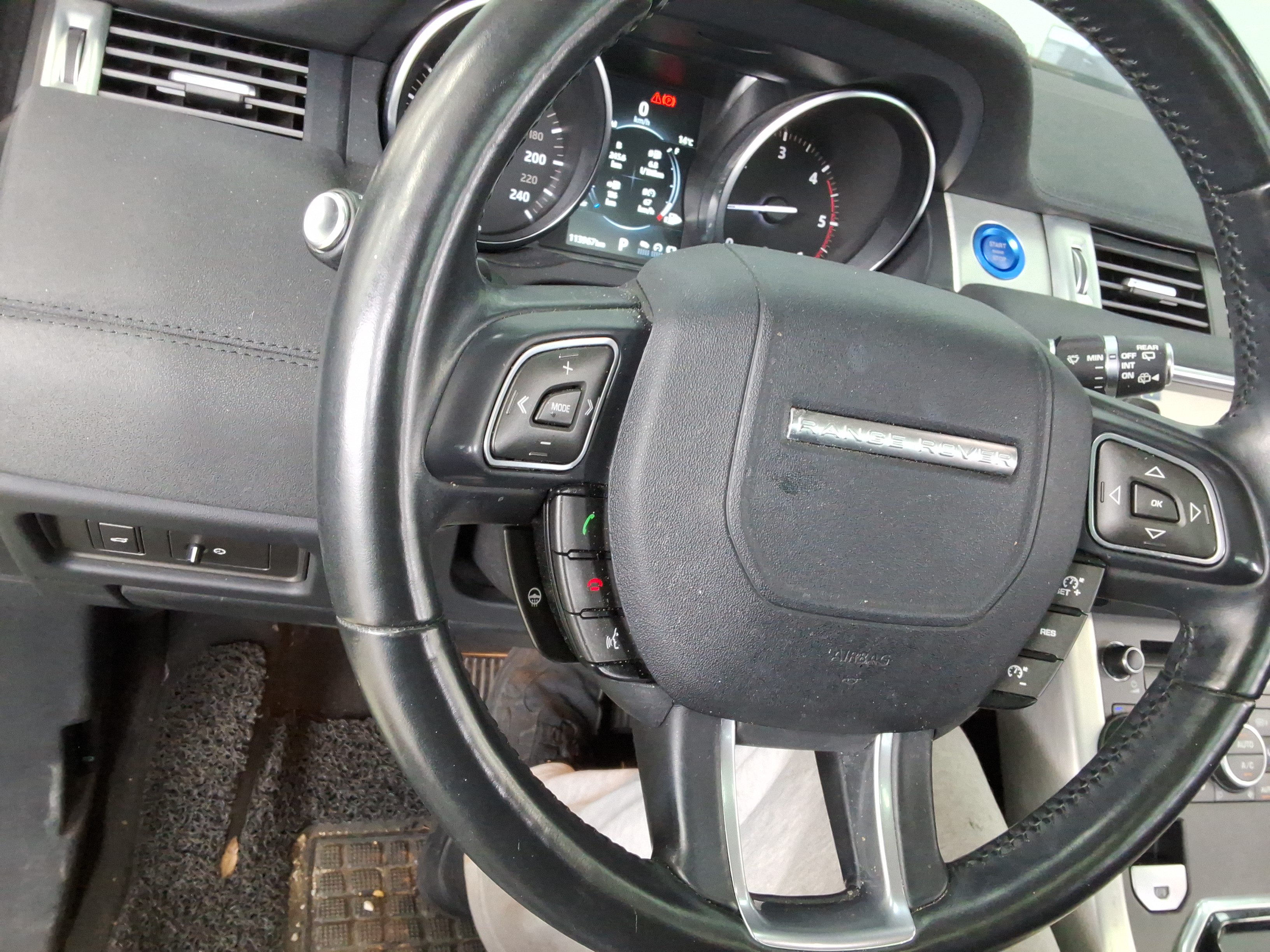 2016 - Land Rover Range Rover