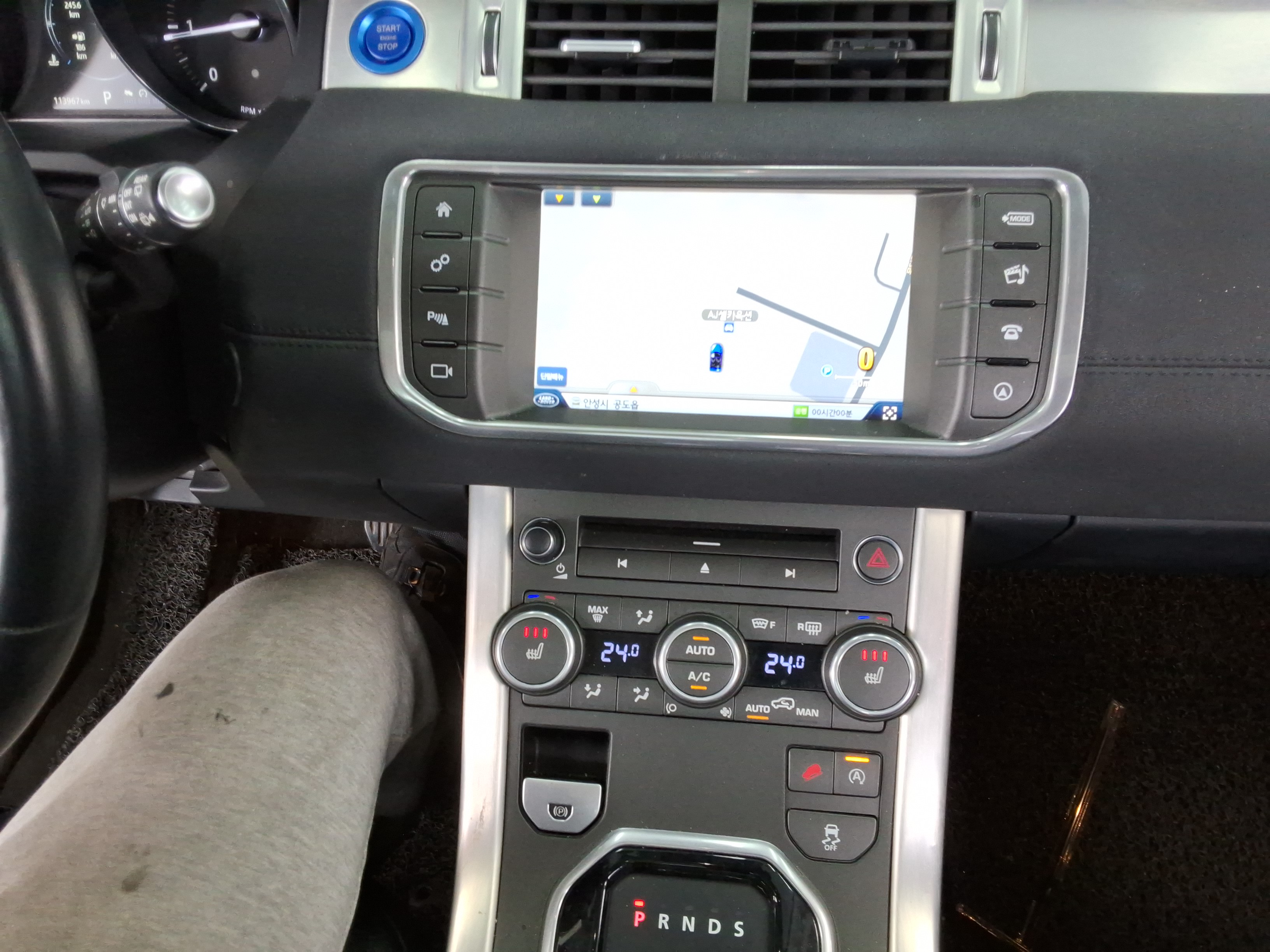 2016 - Land Rover Range Rover