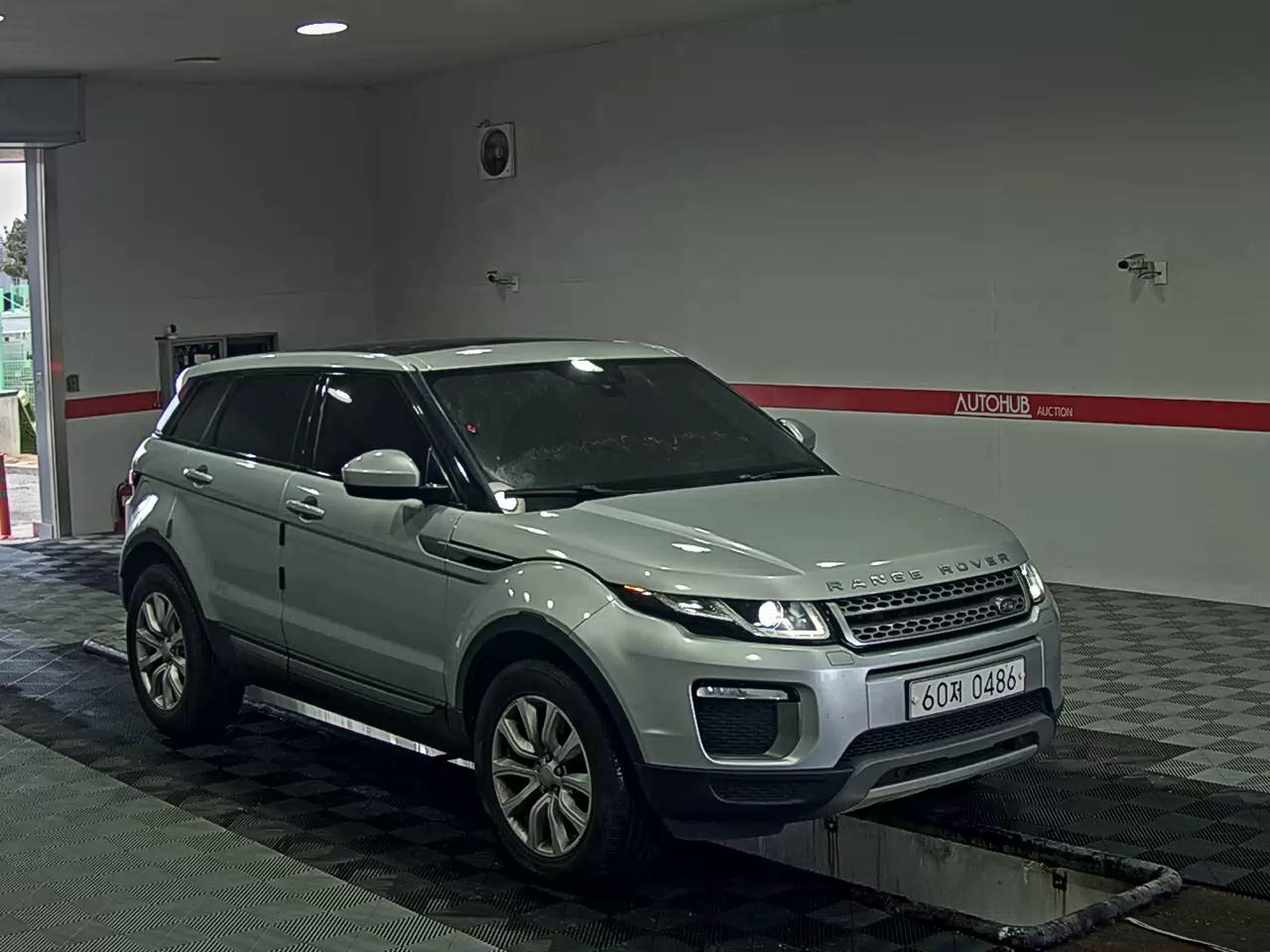 2016 - Land Rover Range Rover