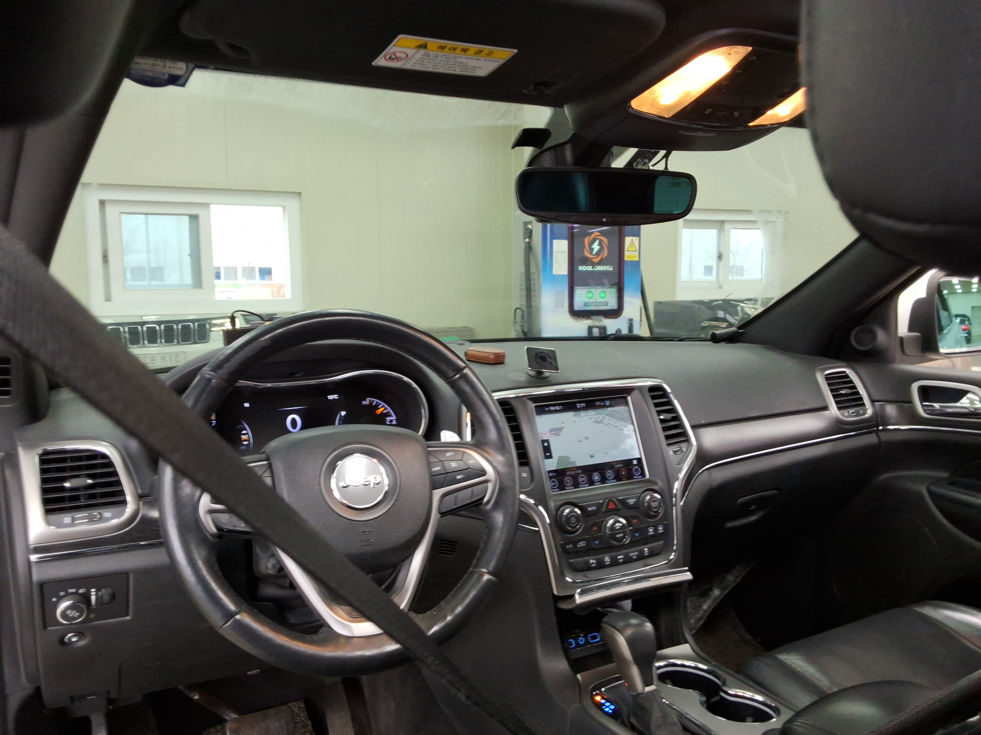 2018 - Jeep Grand Cherokee