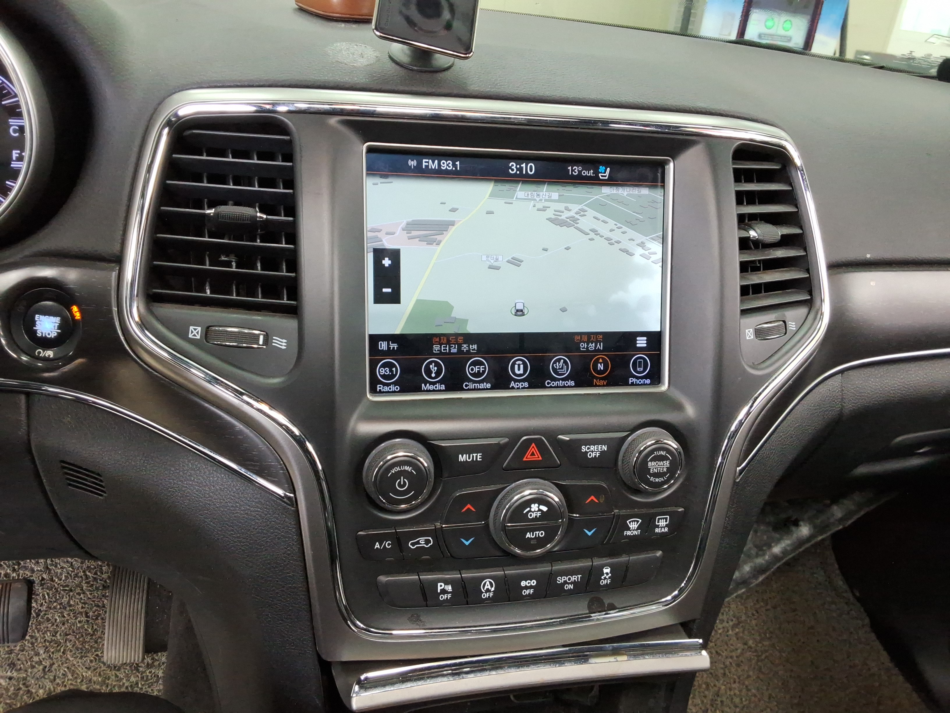 2018 - Jeep Grand Cherokee