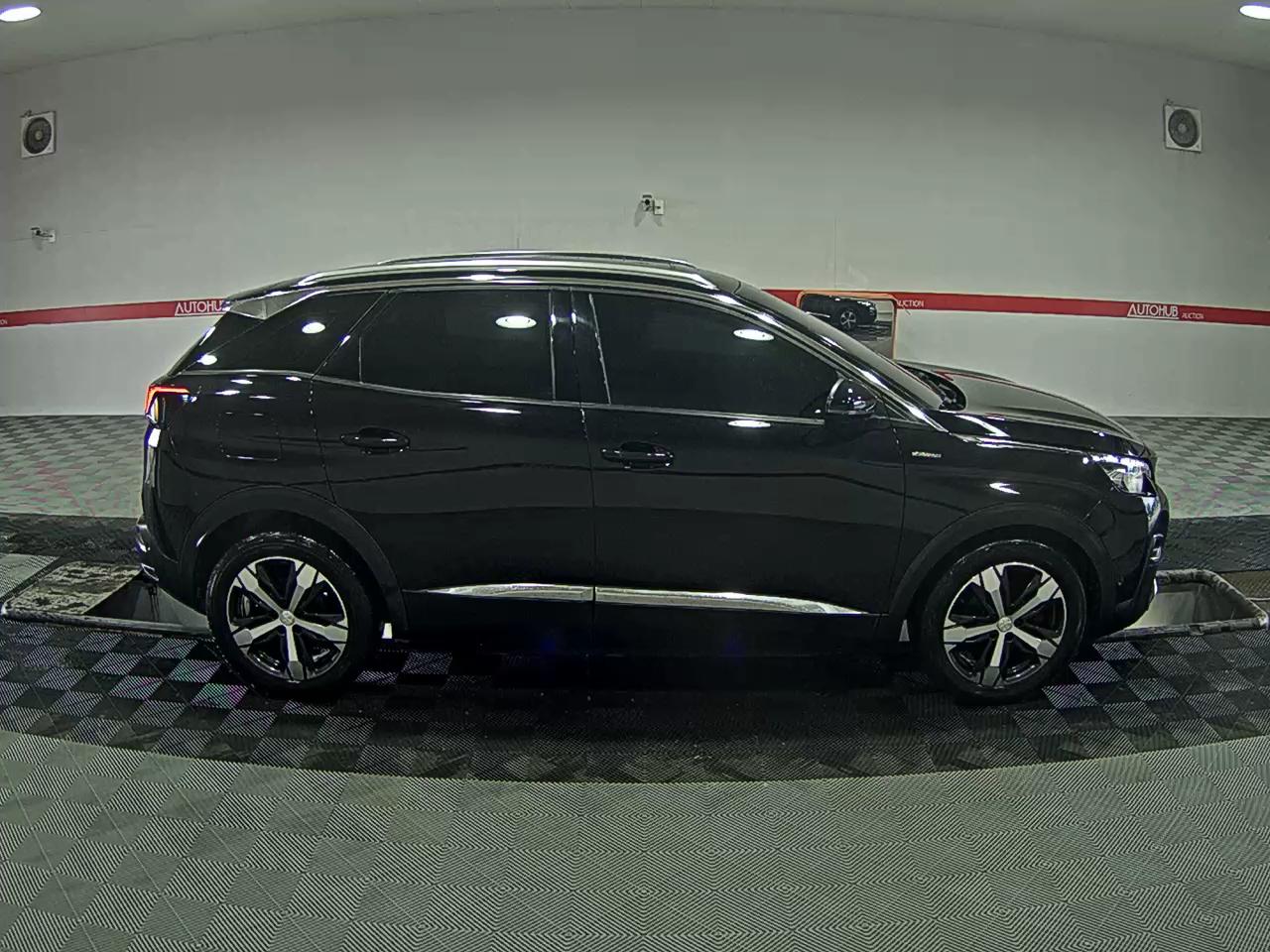 2021 - Peugeot 3008