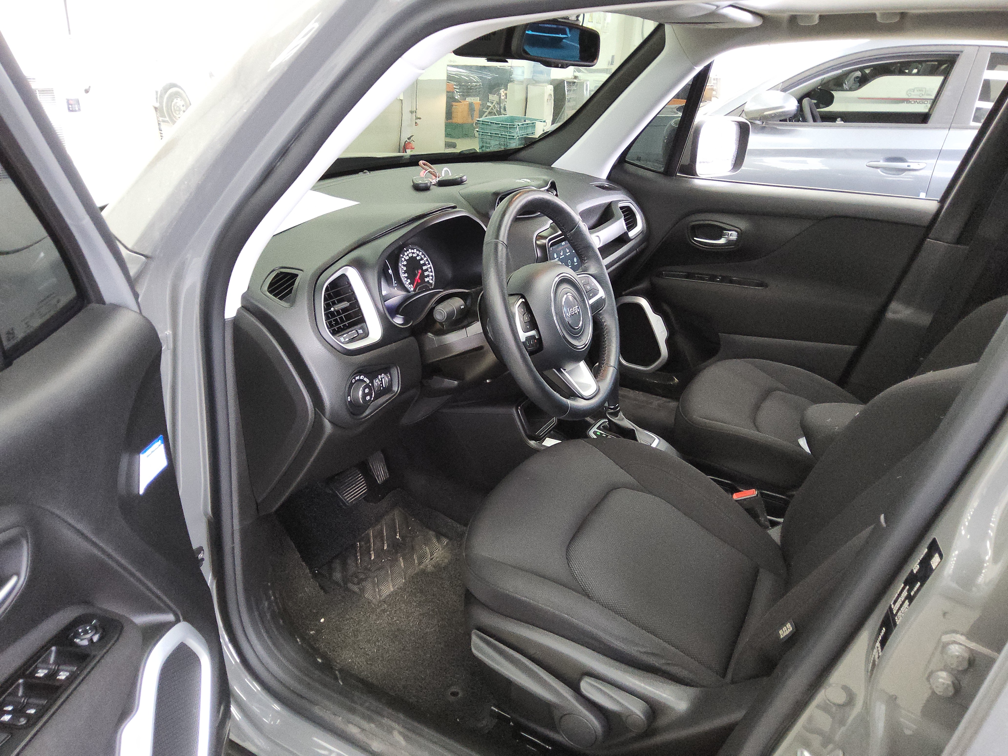 2020 - Jeep Renegade