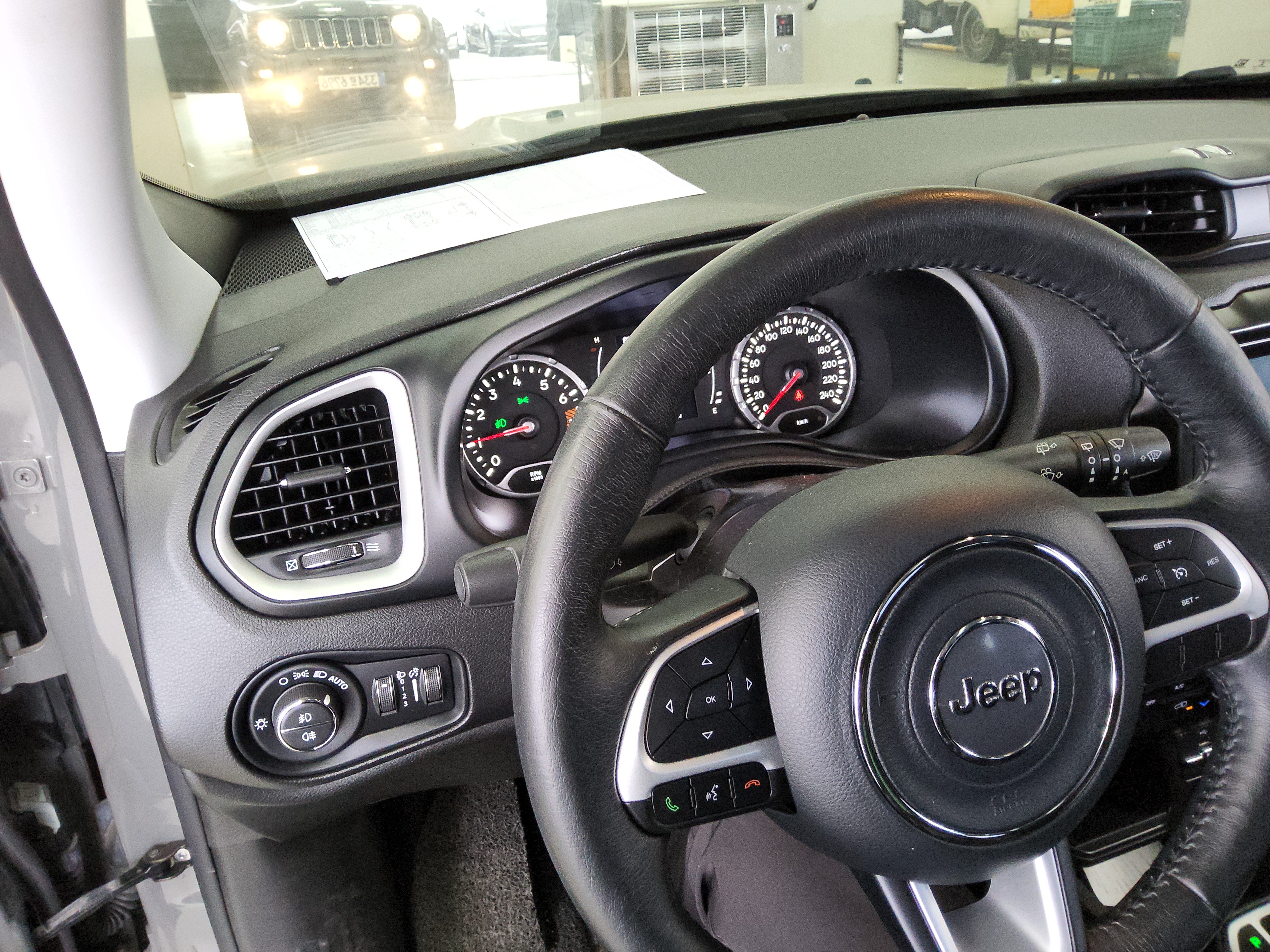 2020 - Jeep Renegade