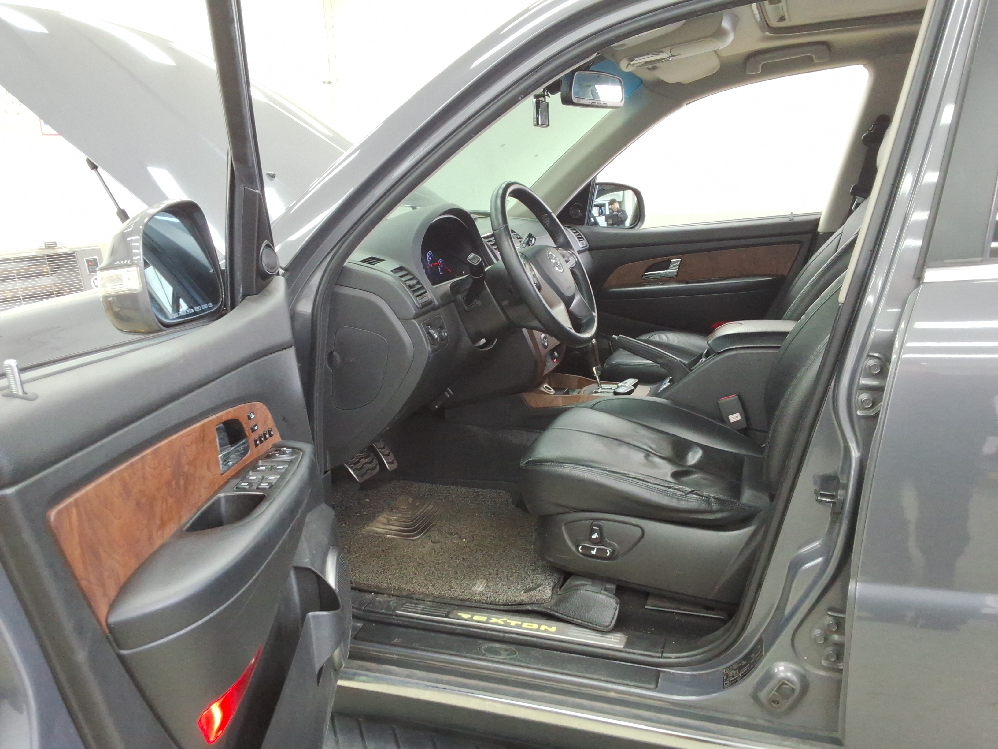 2016 - KG Mobility (SsangYong) Rexton