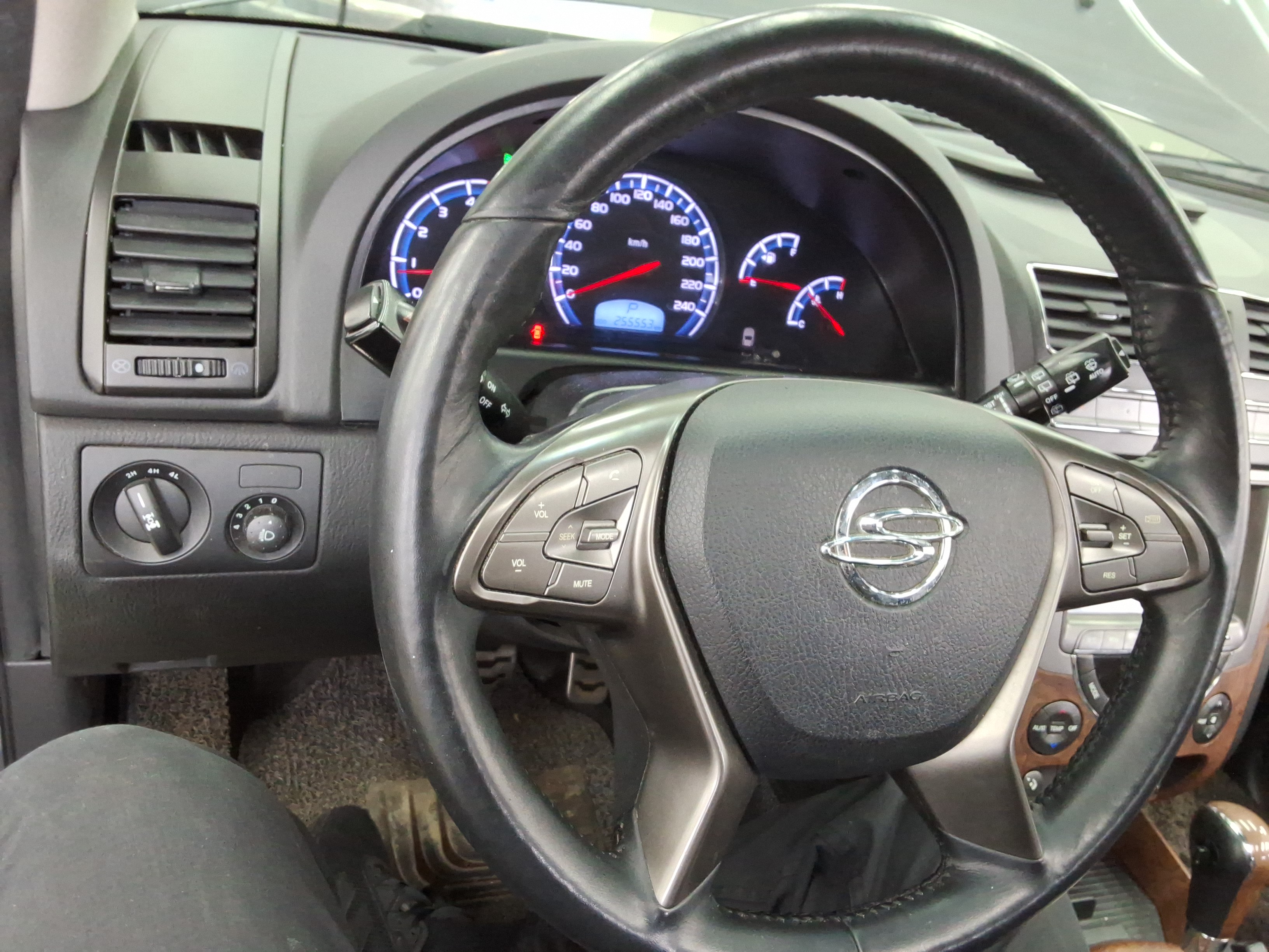 2016 - KG Mobility (SsangYong) Rexton