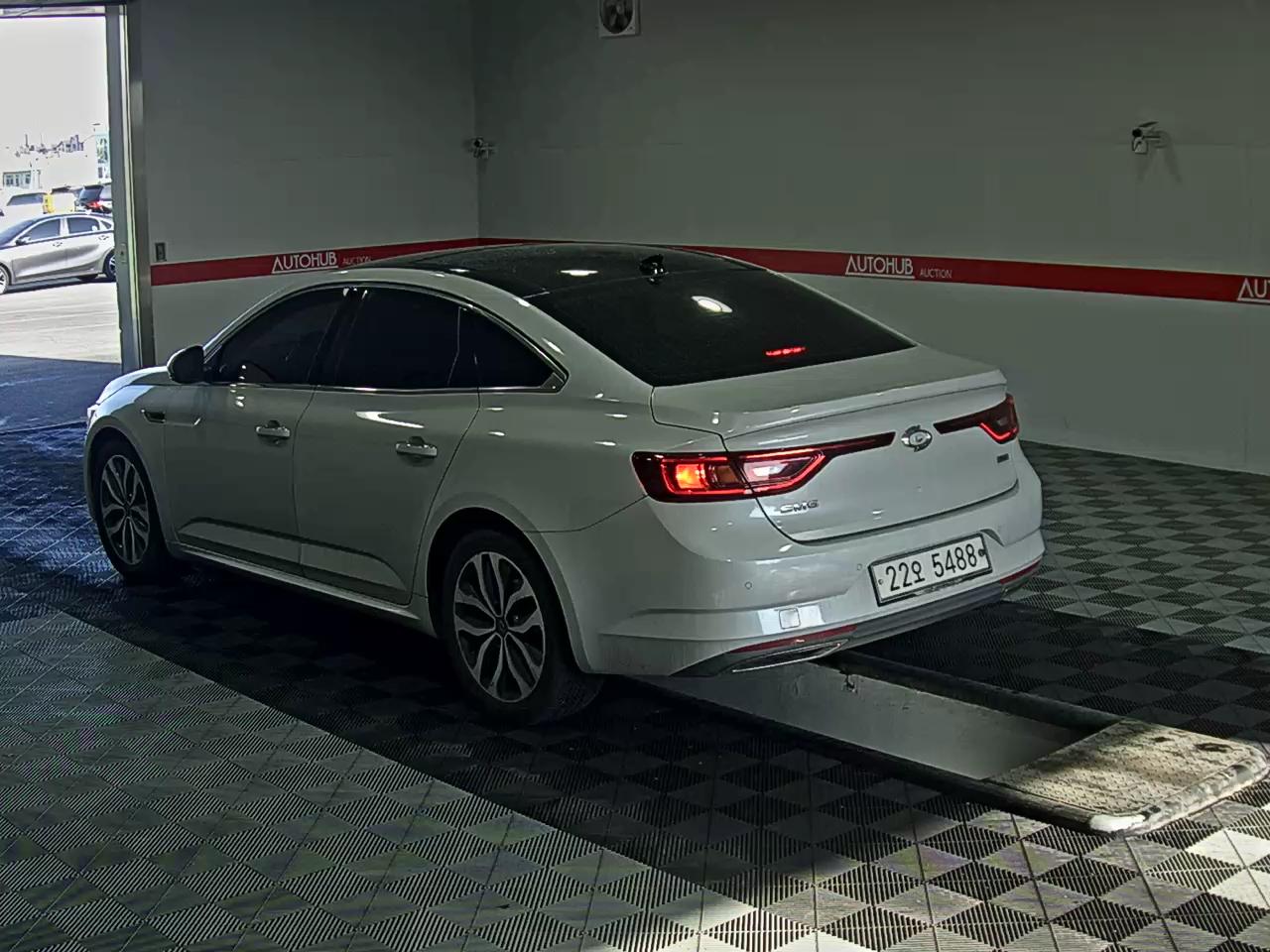 2017 - Renault Samsung SM6