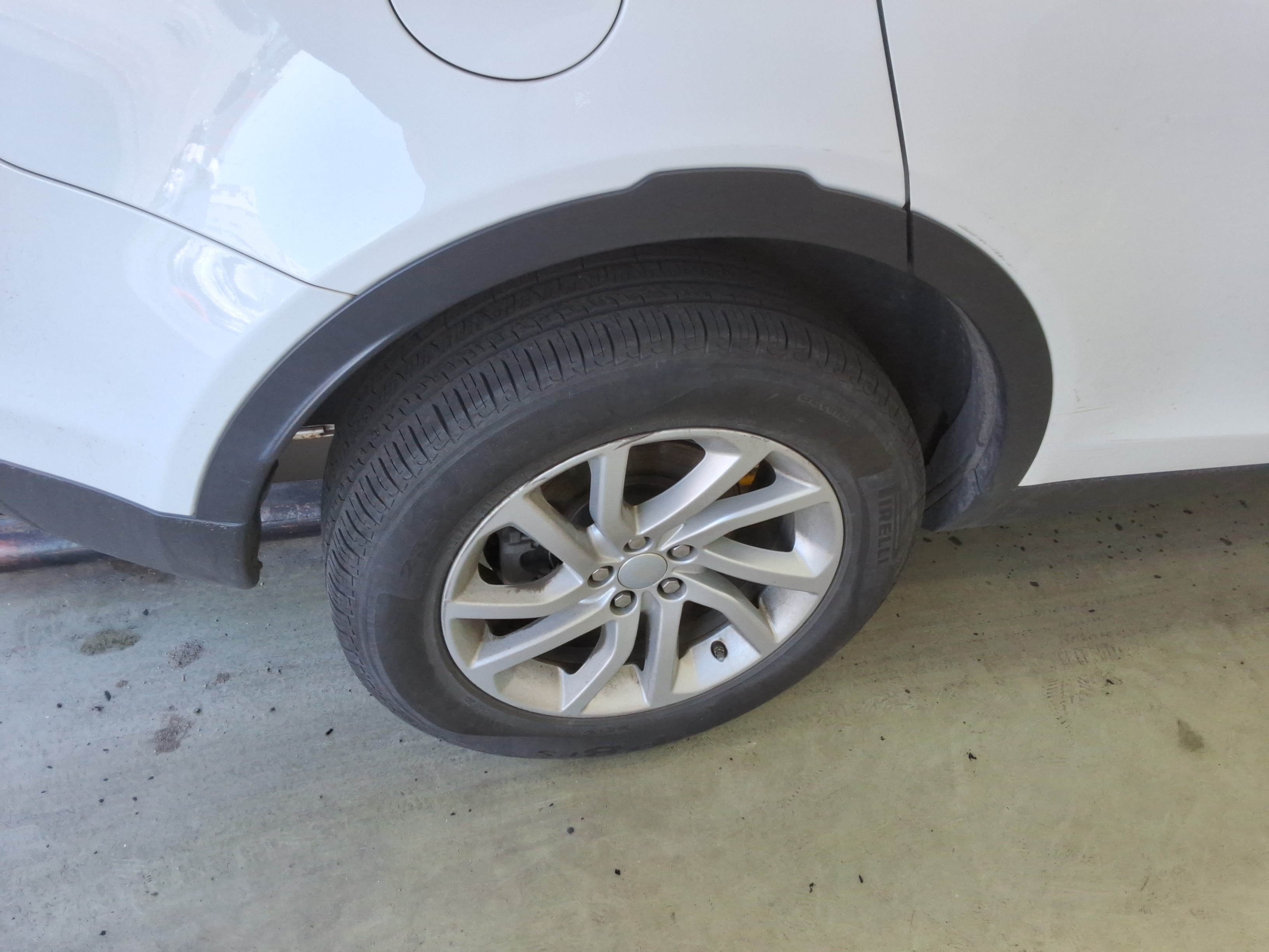 2019 - Land Rover Discovery