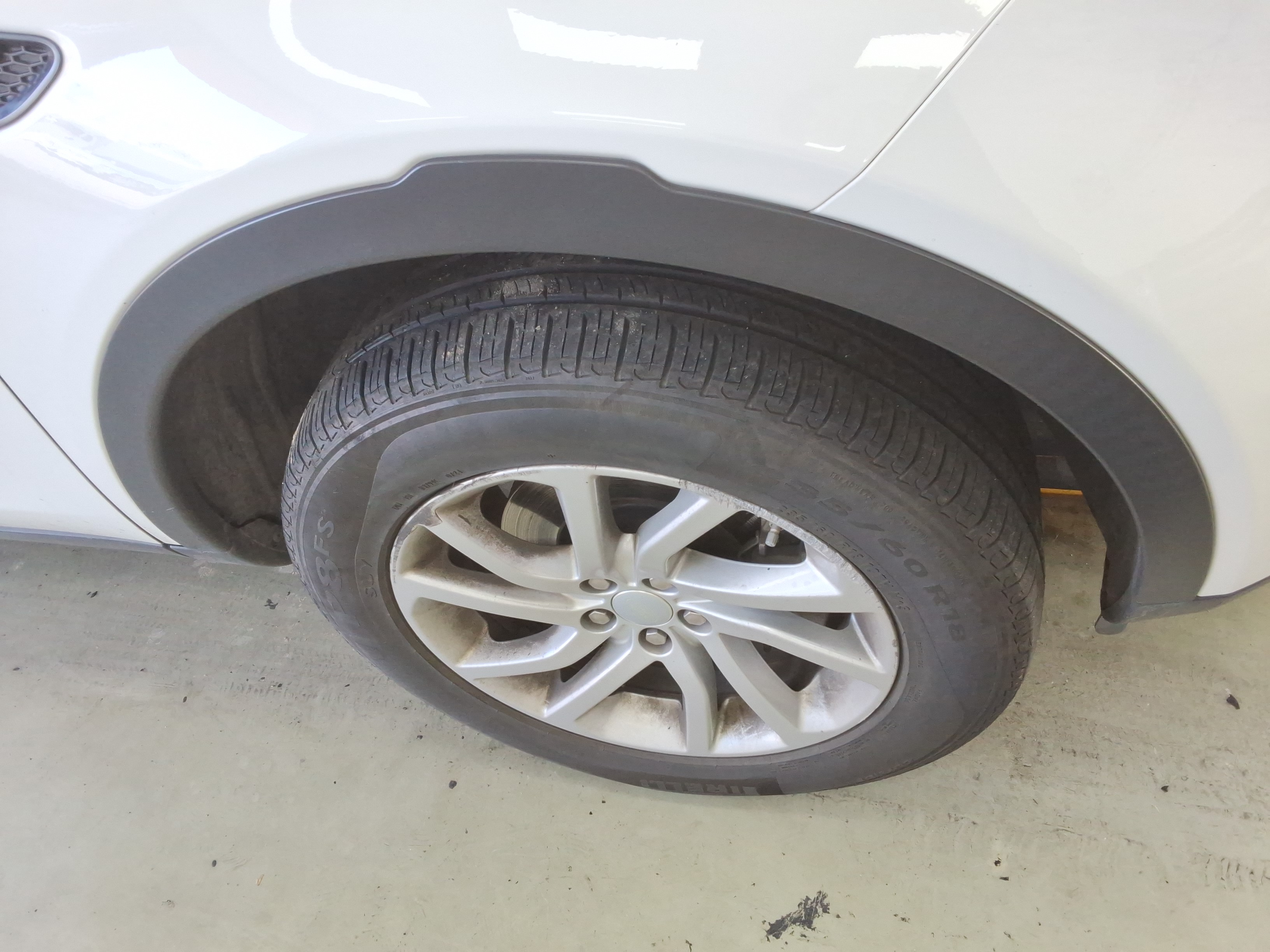 2019 - Land Rover Discovery