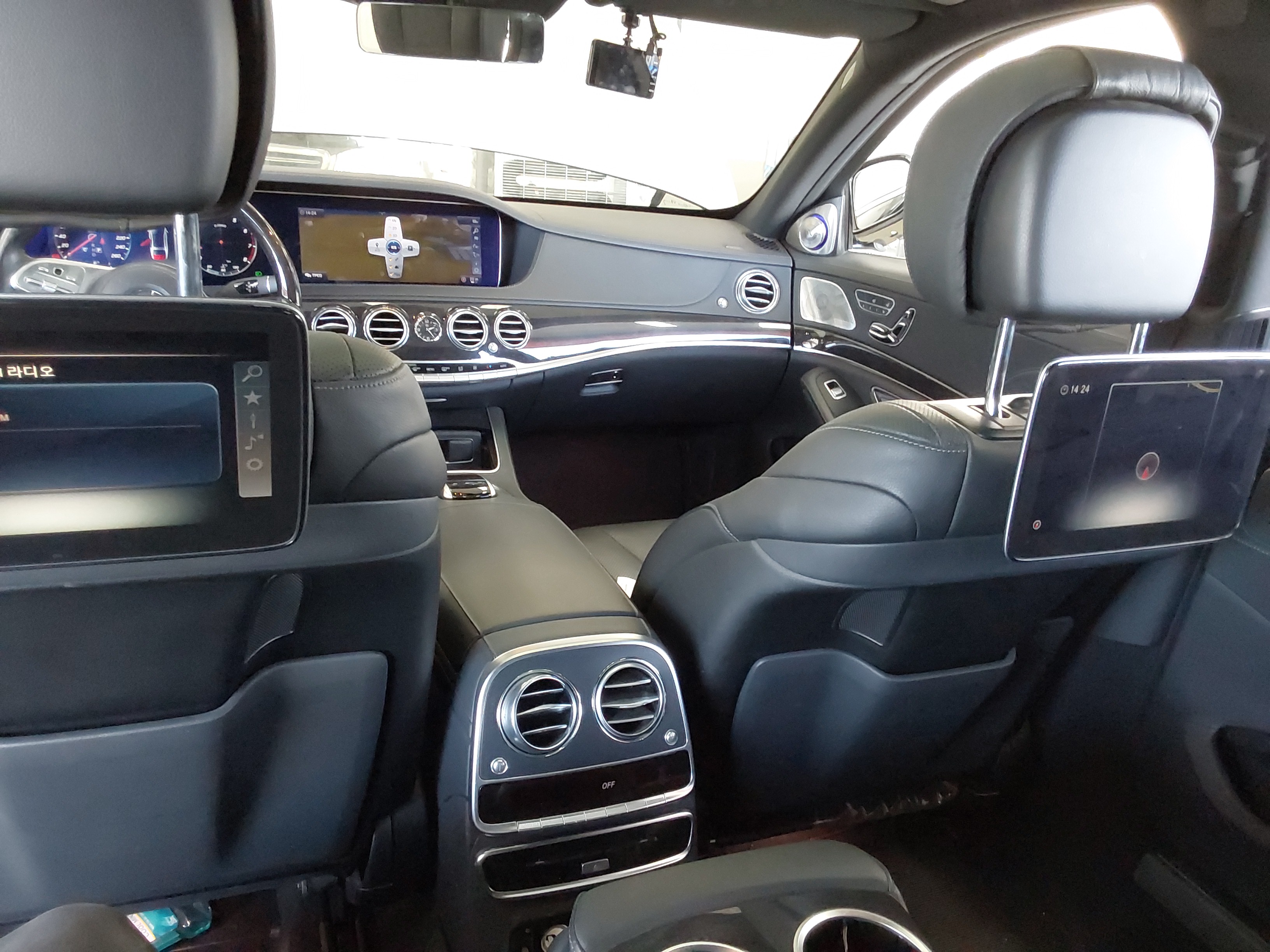 2018 - Mercedes-Benz S450L