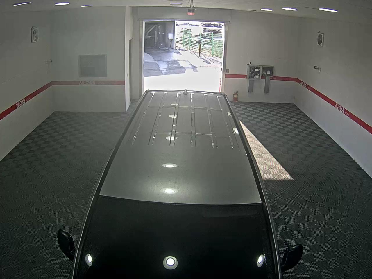 2021 - Hyundai Grand Starex