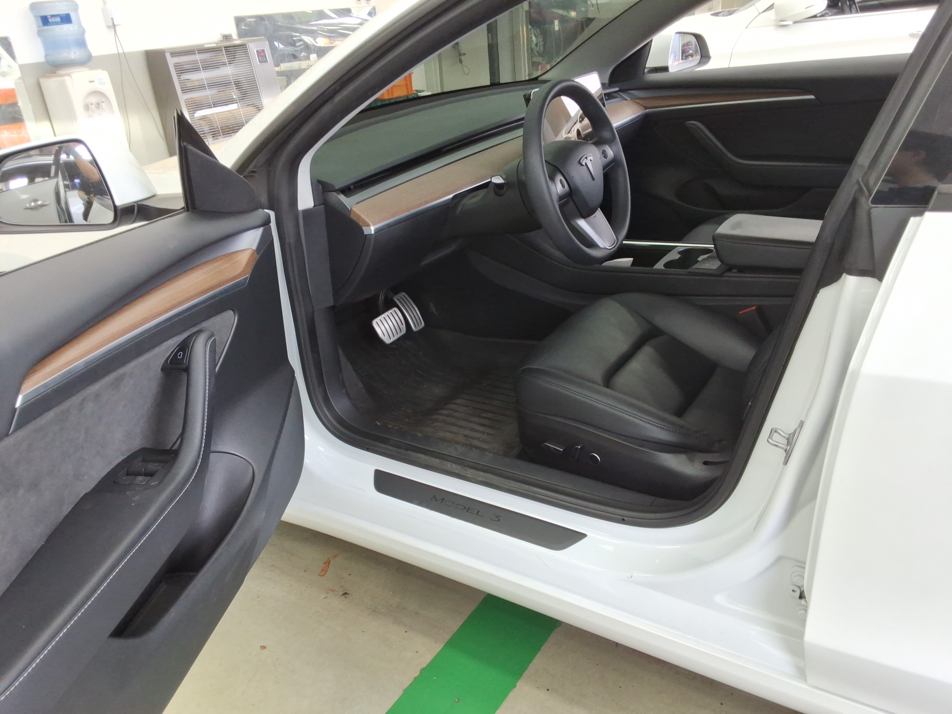 2022 - Tesla Model 3