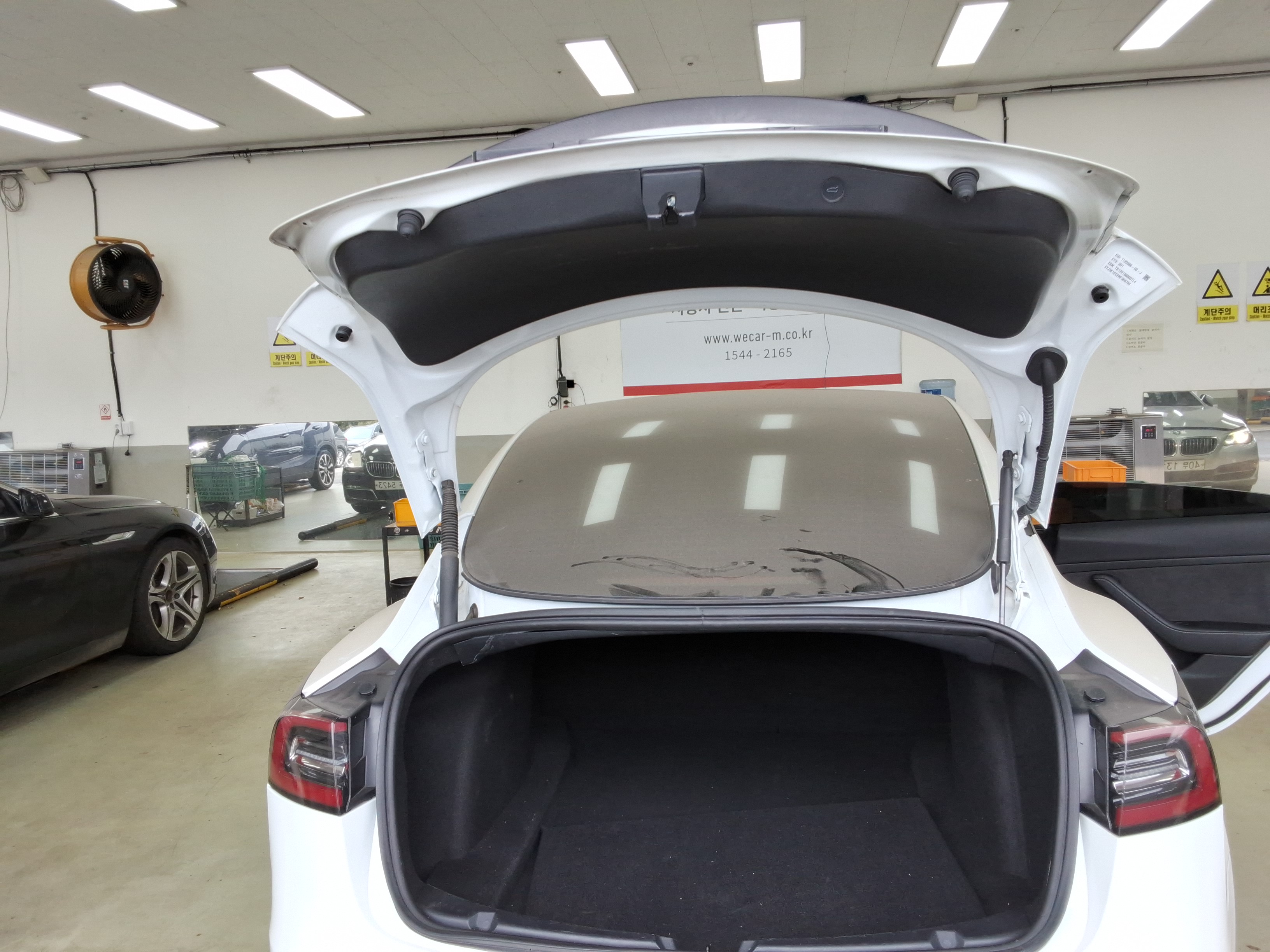 2022 - Tesla Model 3