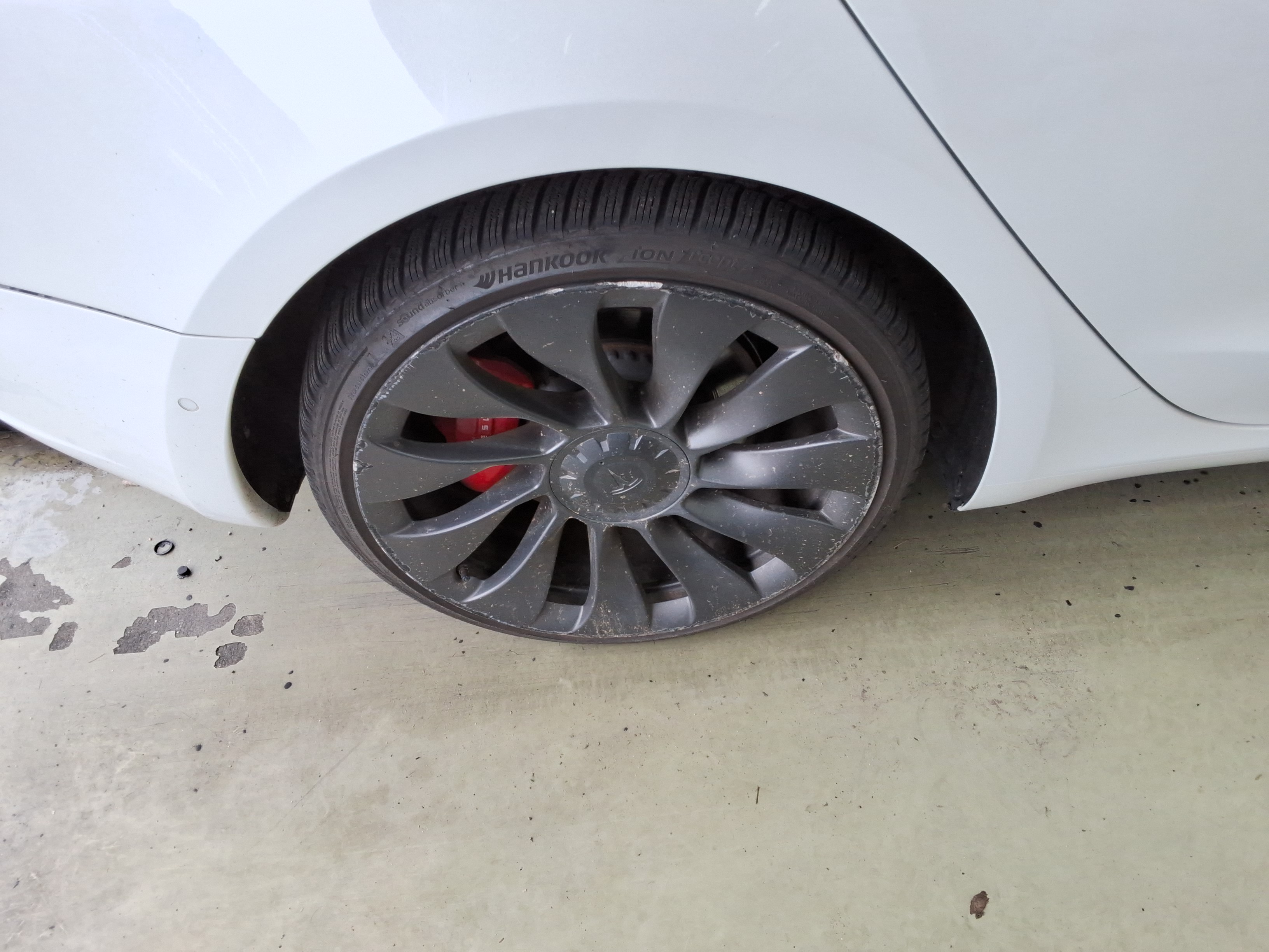 2022 - Tesla Model 3