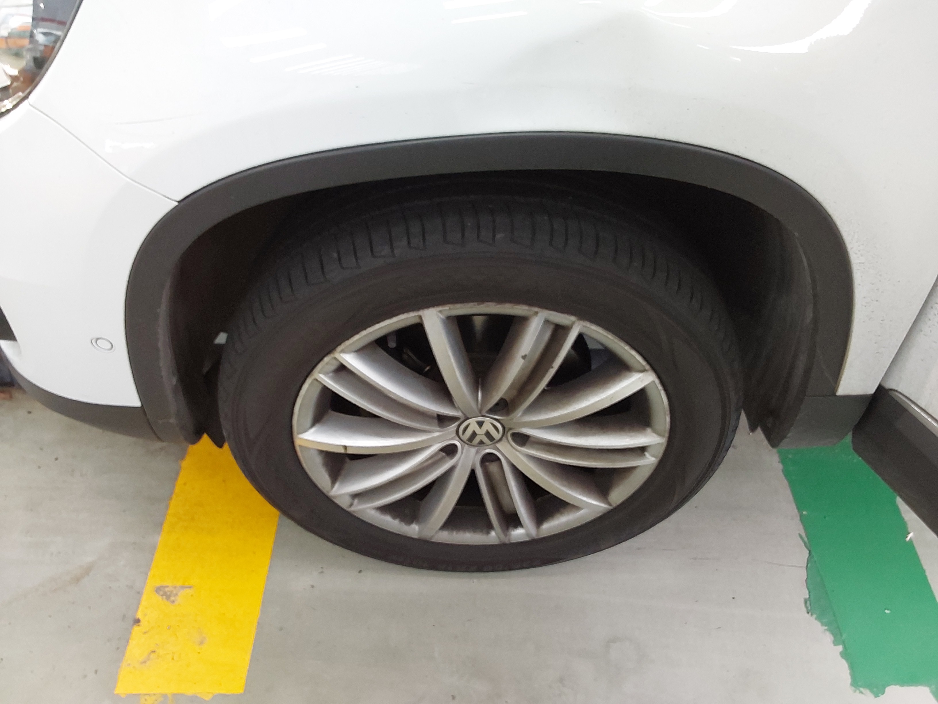 2016 - Volkswagen Tiguan