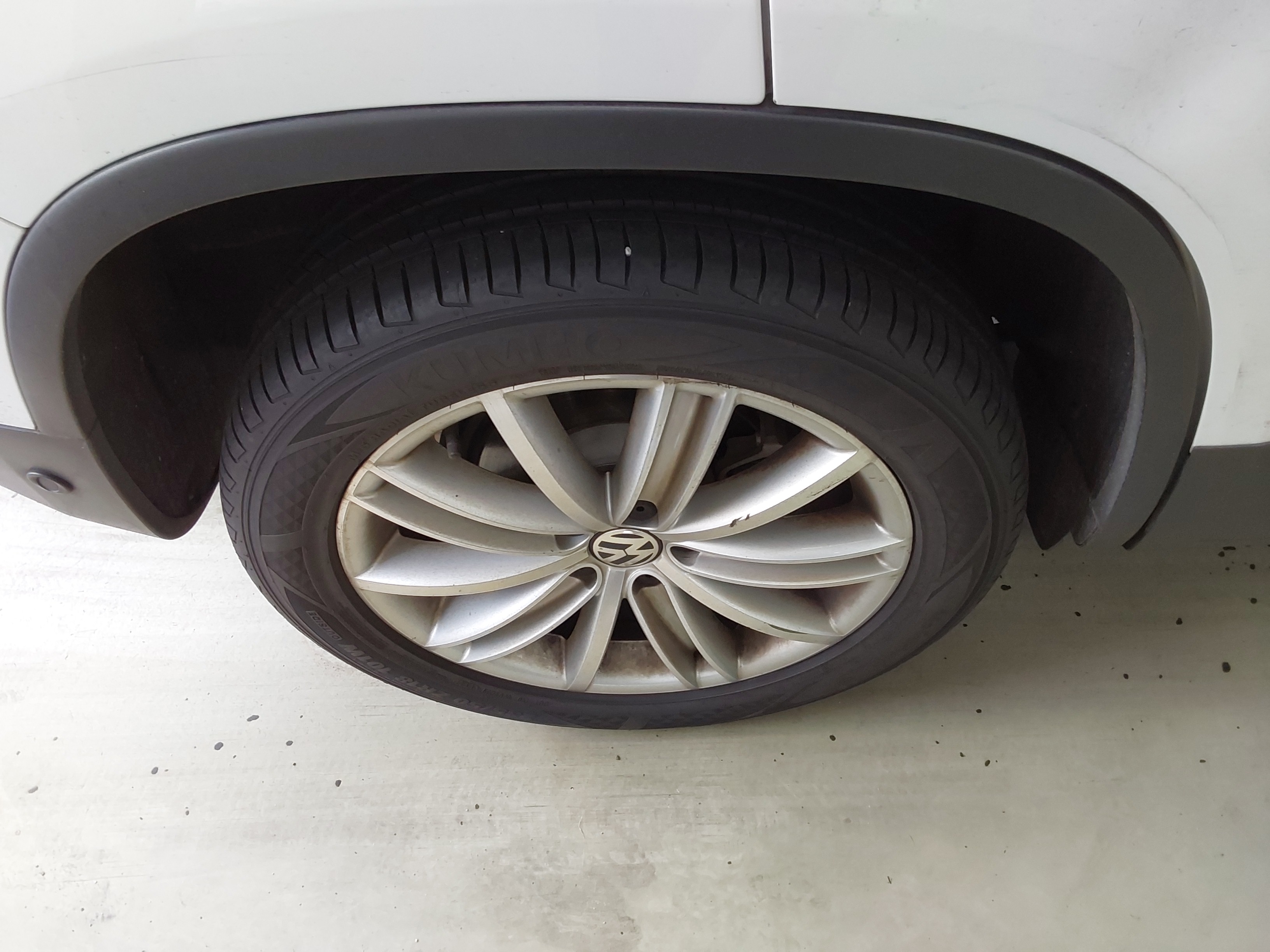 2016 - Volkswagen Tiguan