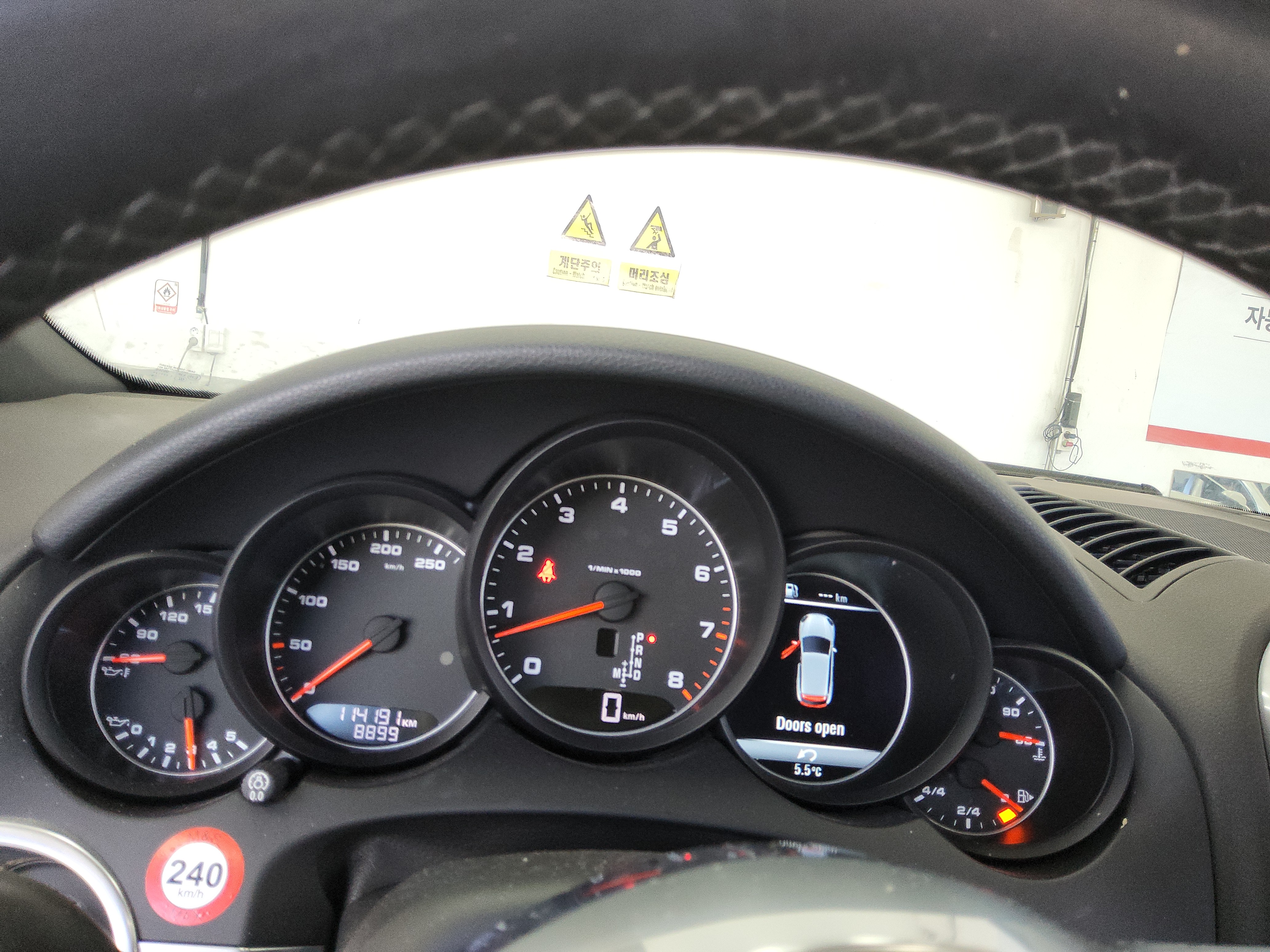 2016 - Porsche Cayenne