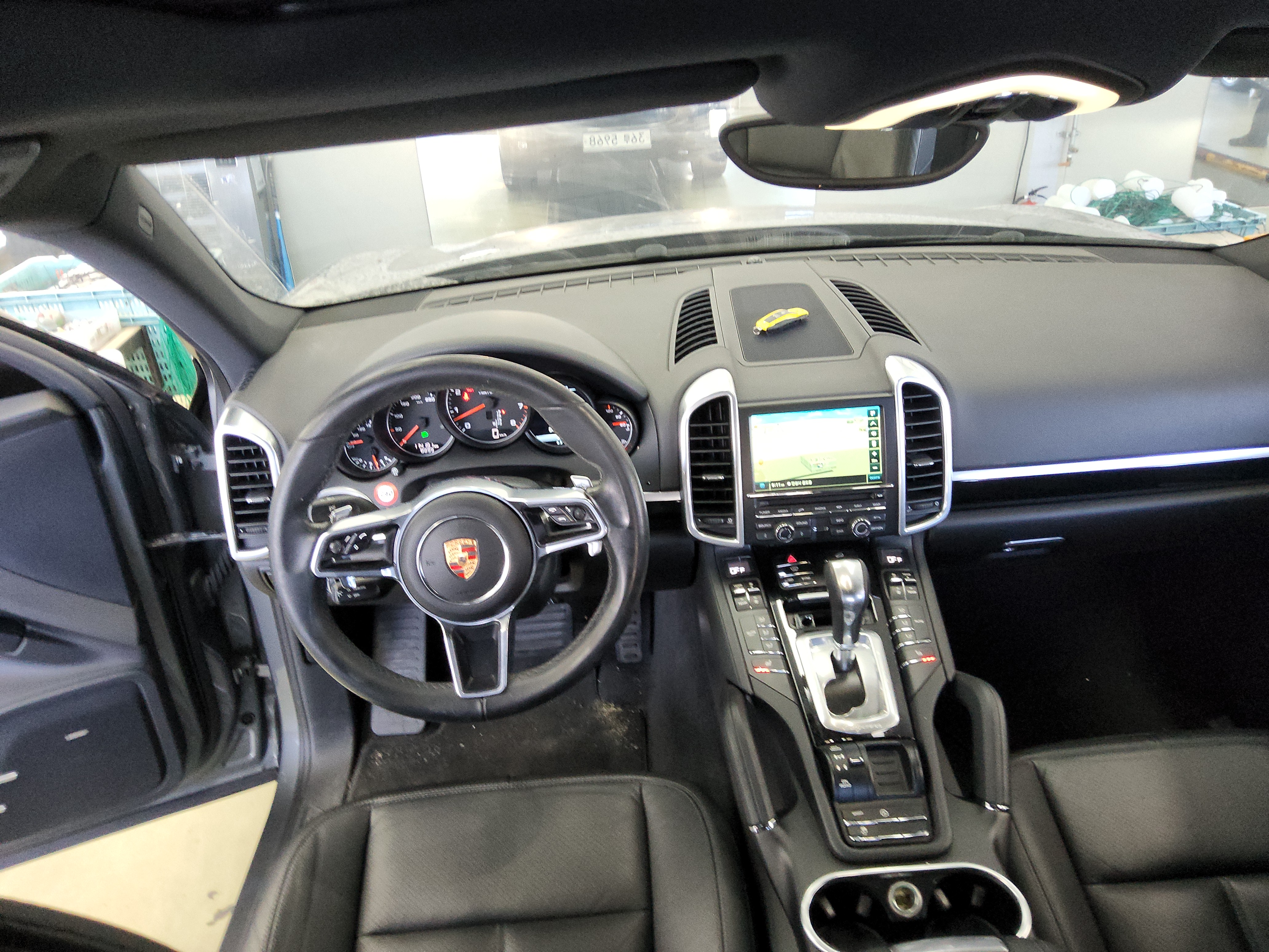 2016 - Porsche Cayenne