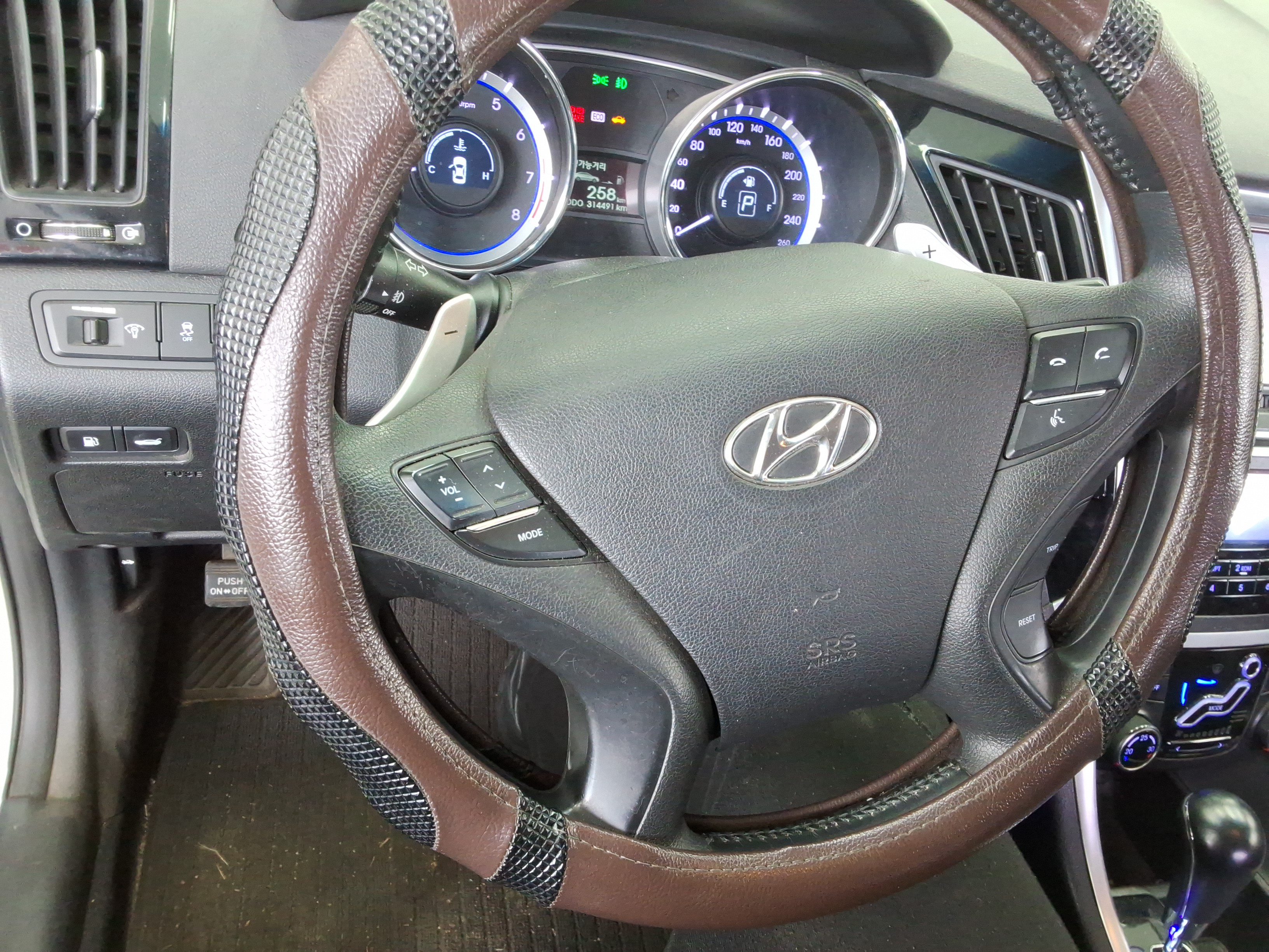 2010 - Hyundai Sonata