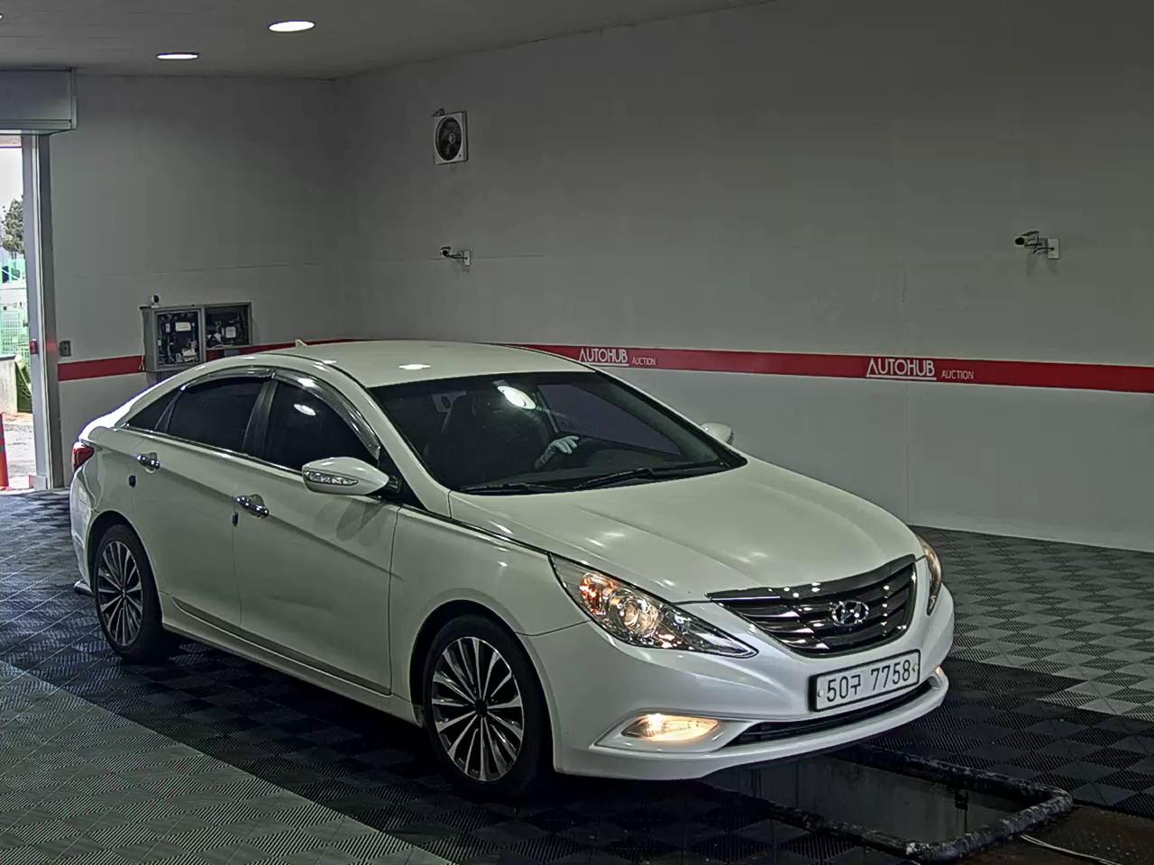 2010 - Hyundai Sonata