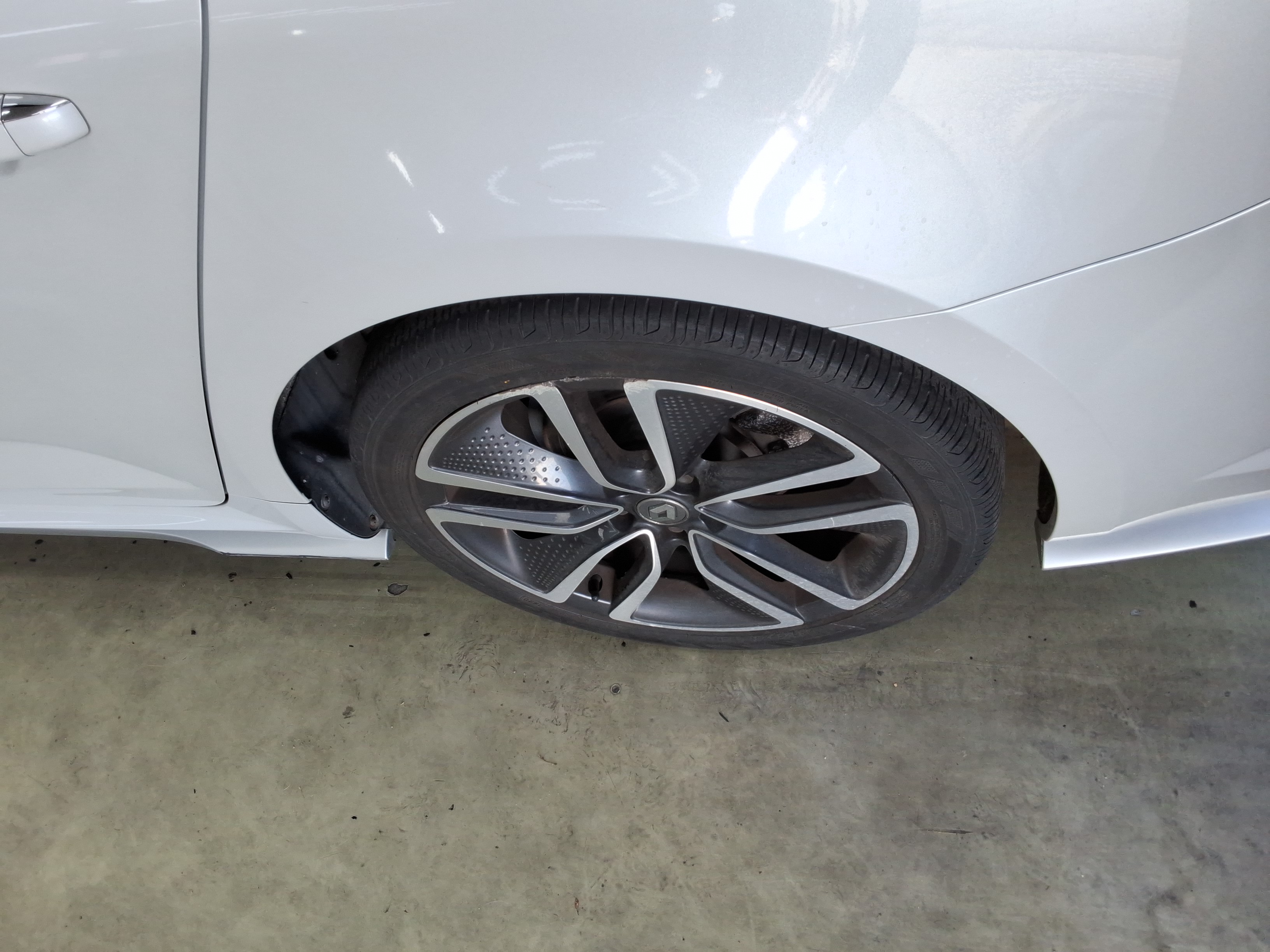 2017 - Renault Samsung SM6