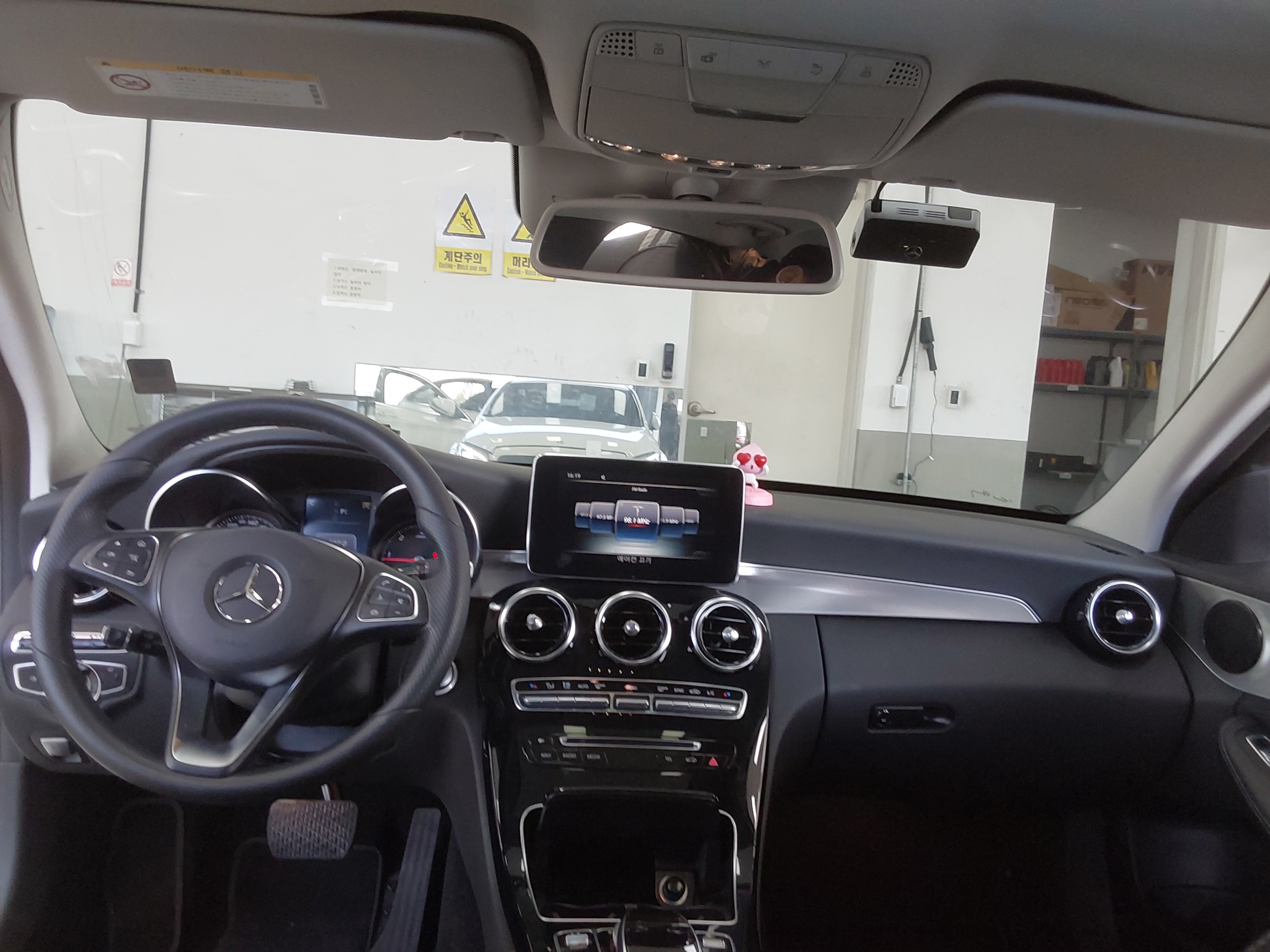 2017 - Mercedes-Benz C220