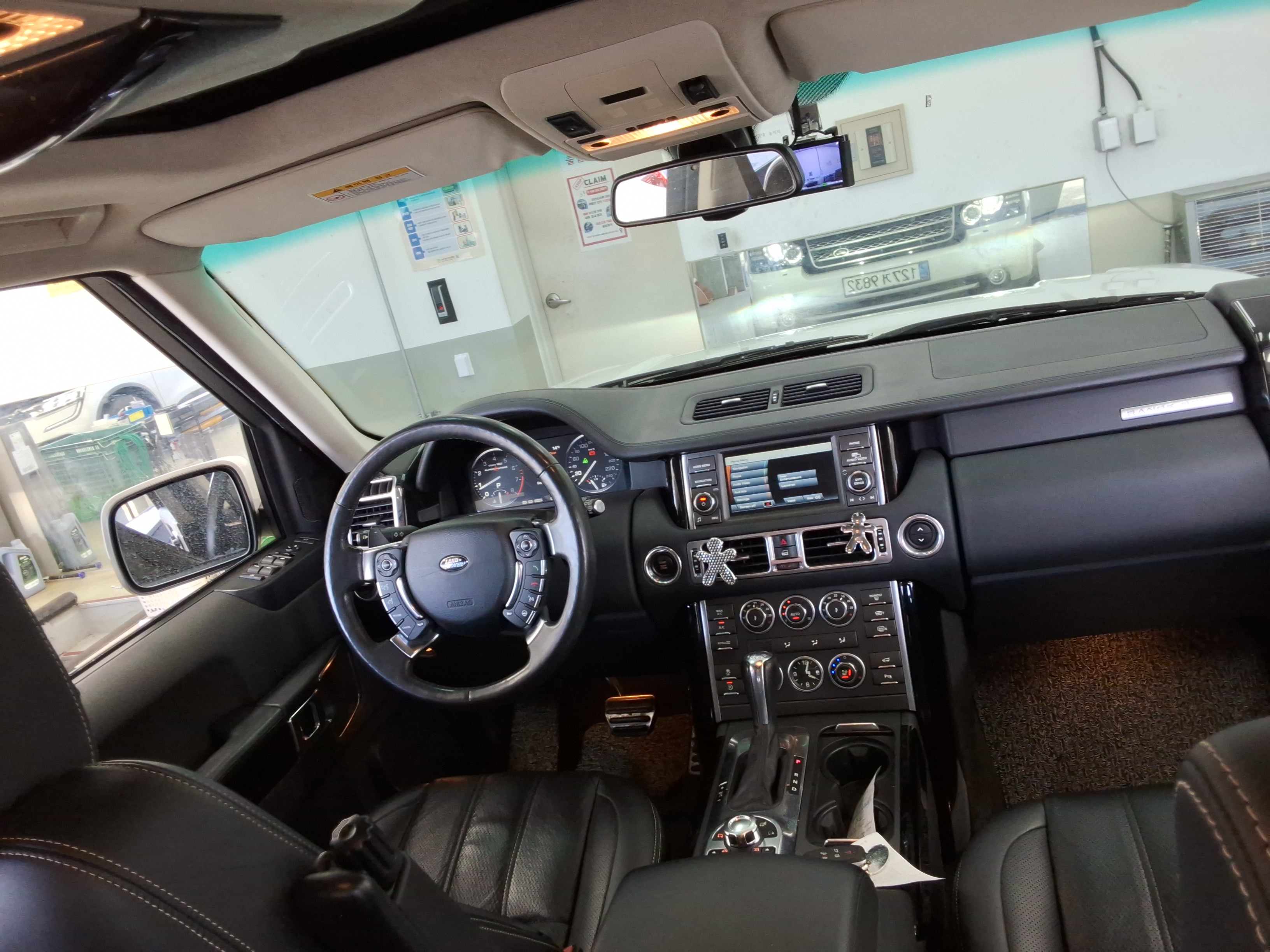 2012 - Land Rover Range Rover