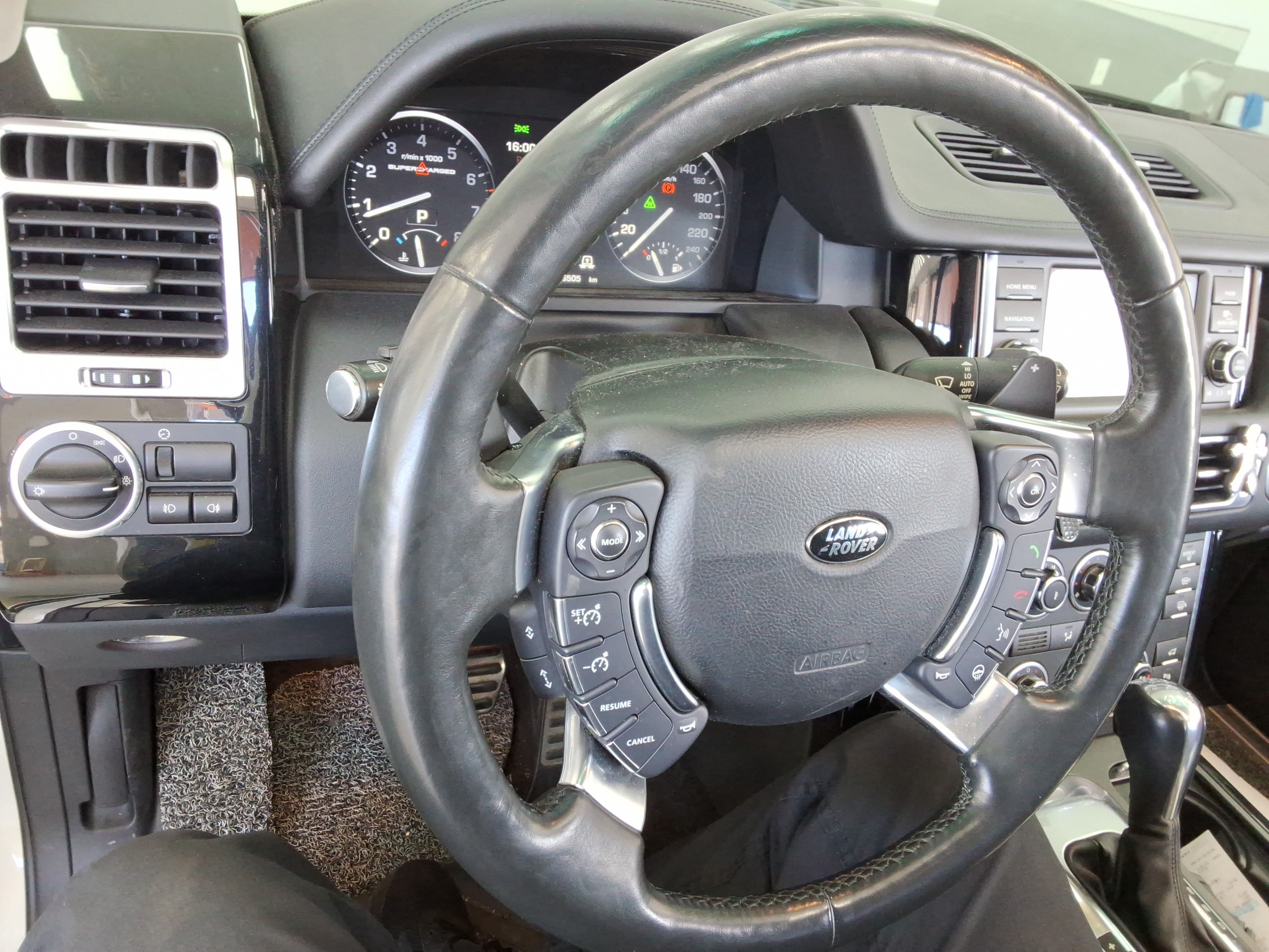 2012 - Land Rover Range Rover