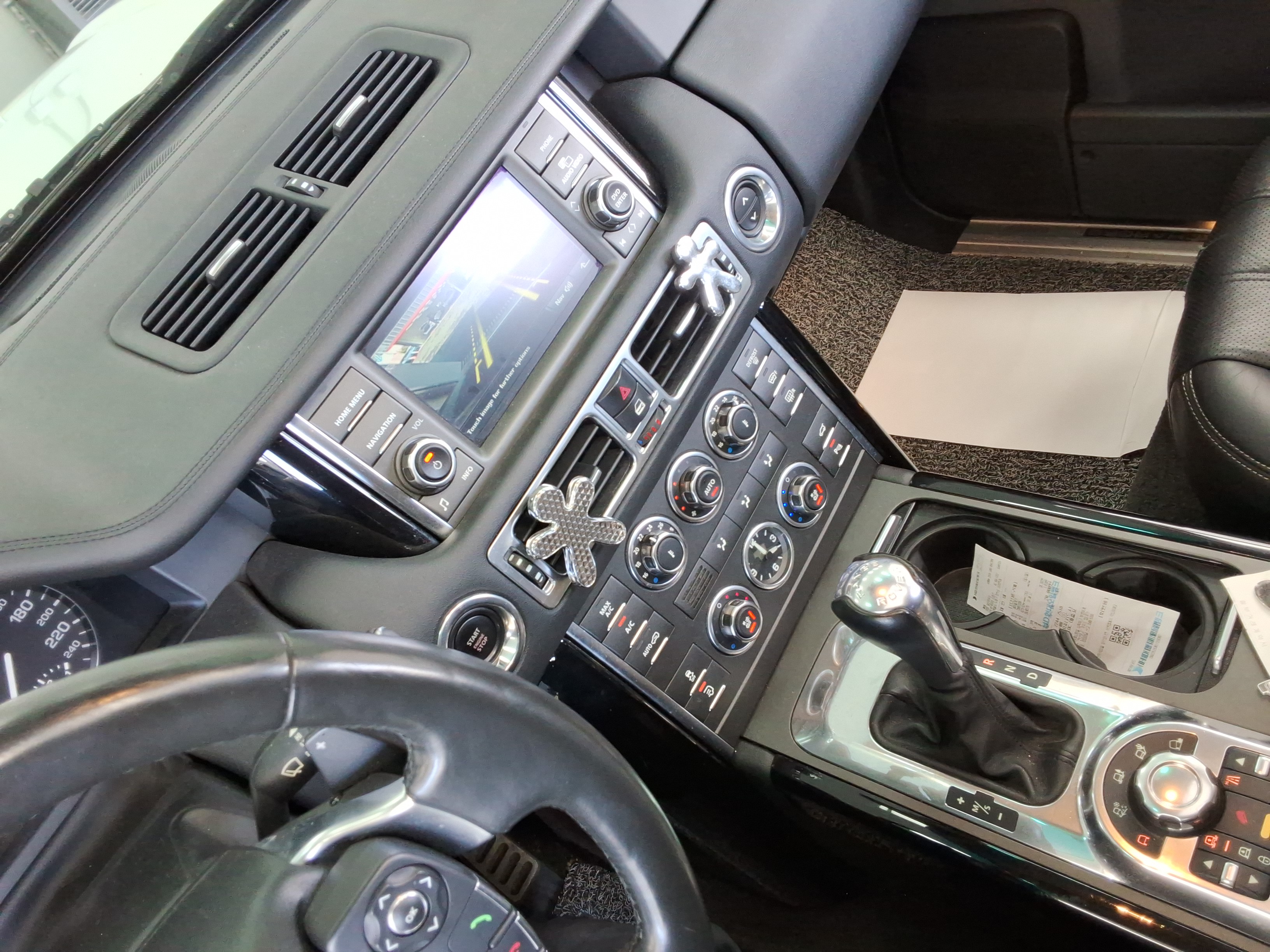 2012 - Land Rover Range Rover