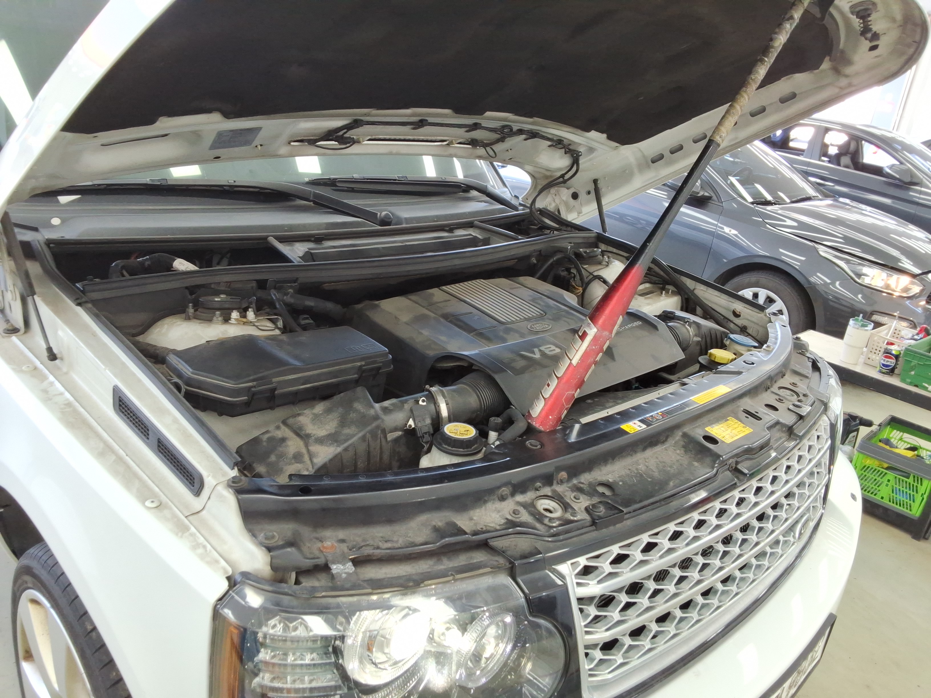 2012 - Land Rover Range Rover