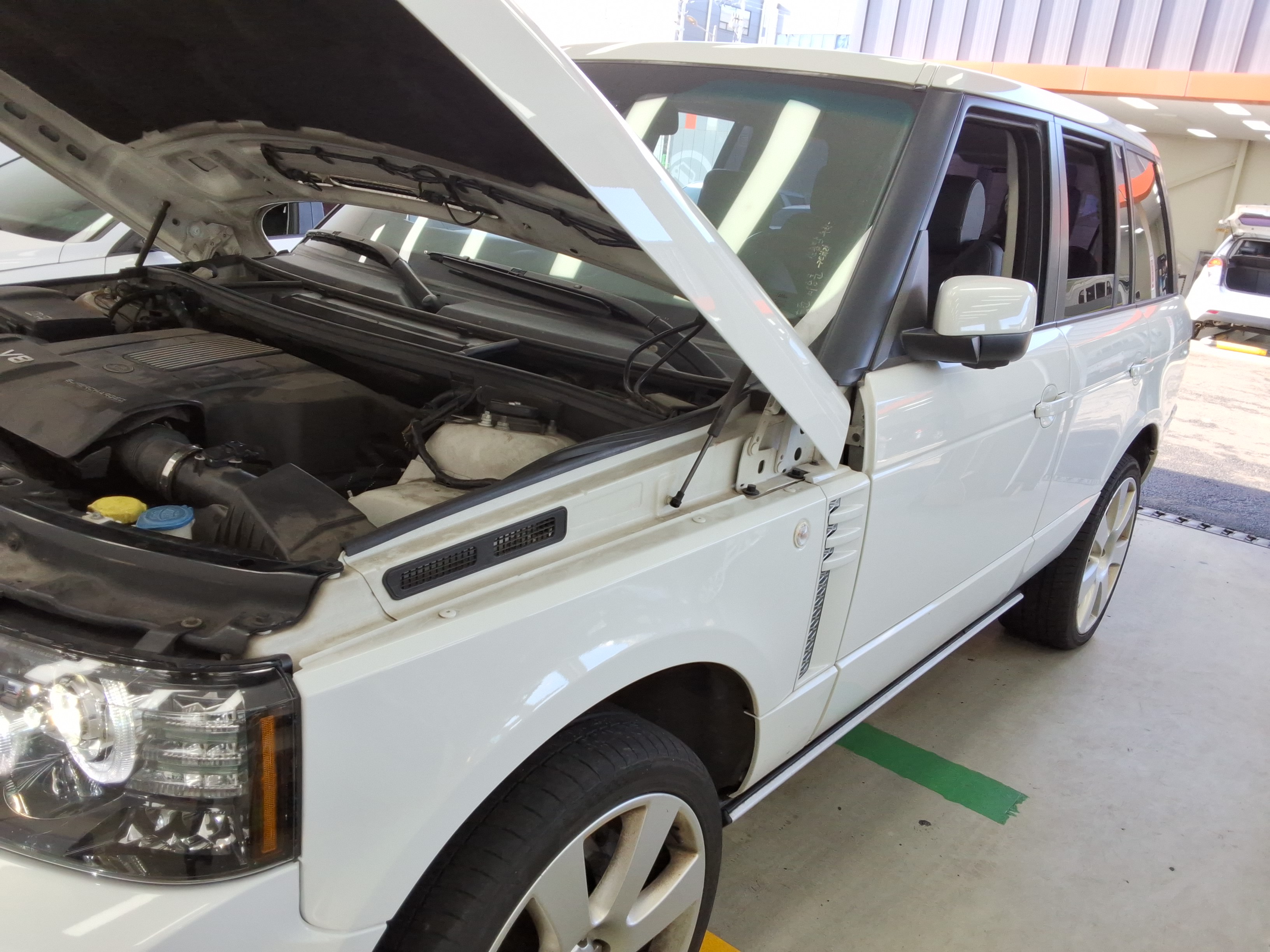 2012 - Land Rover Range Rover