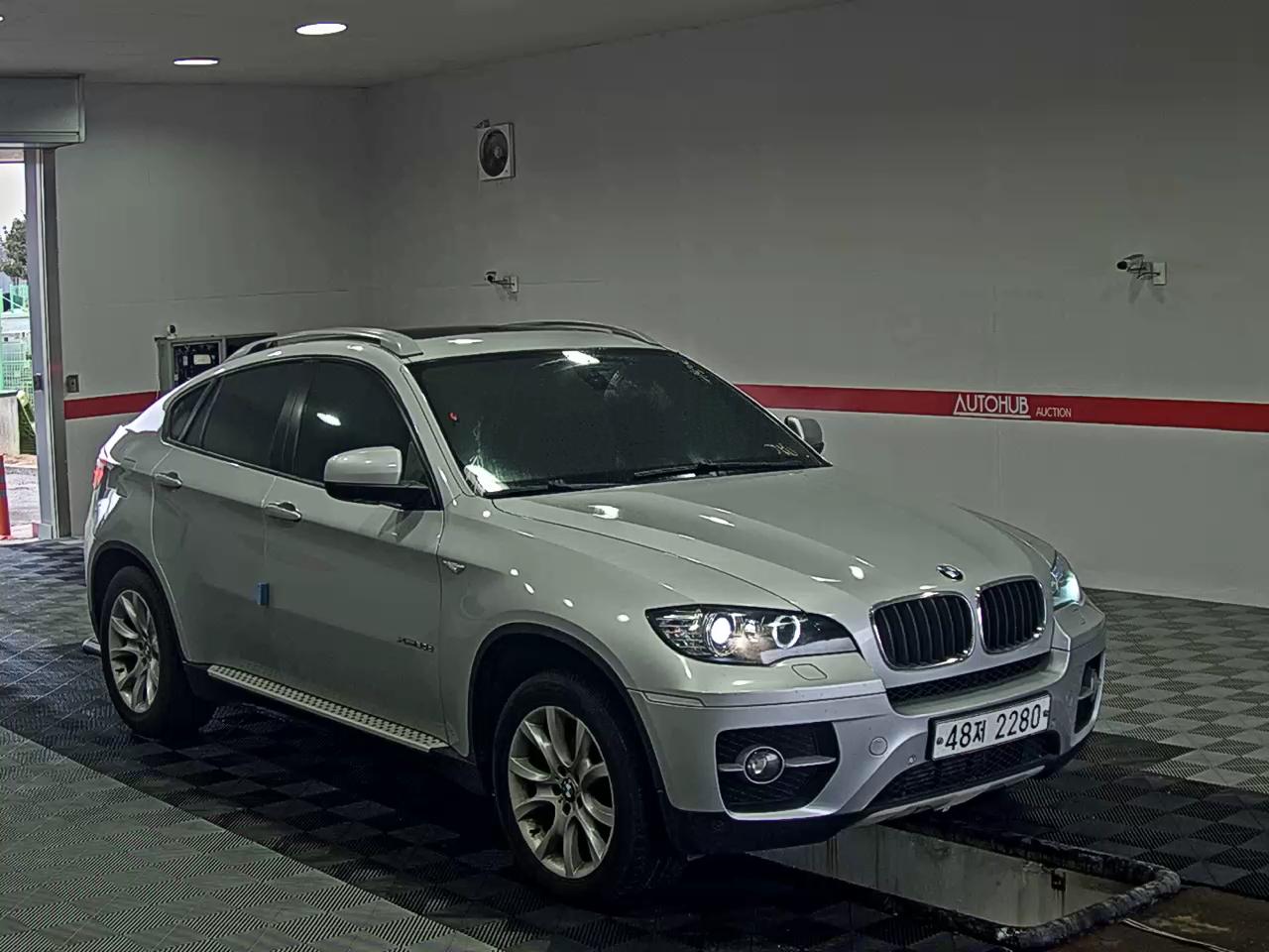 2011 - BMW X6