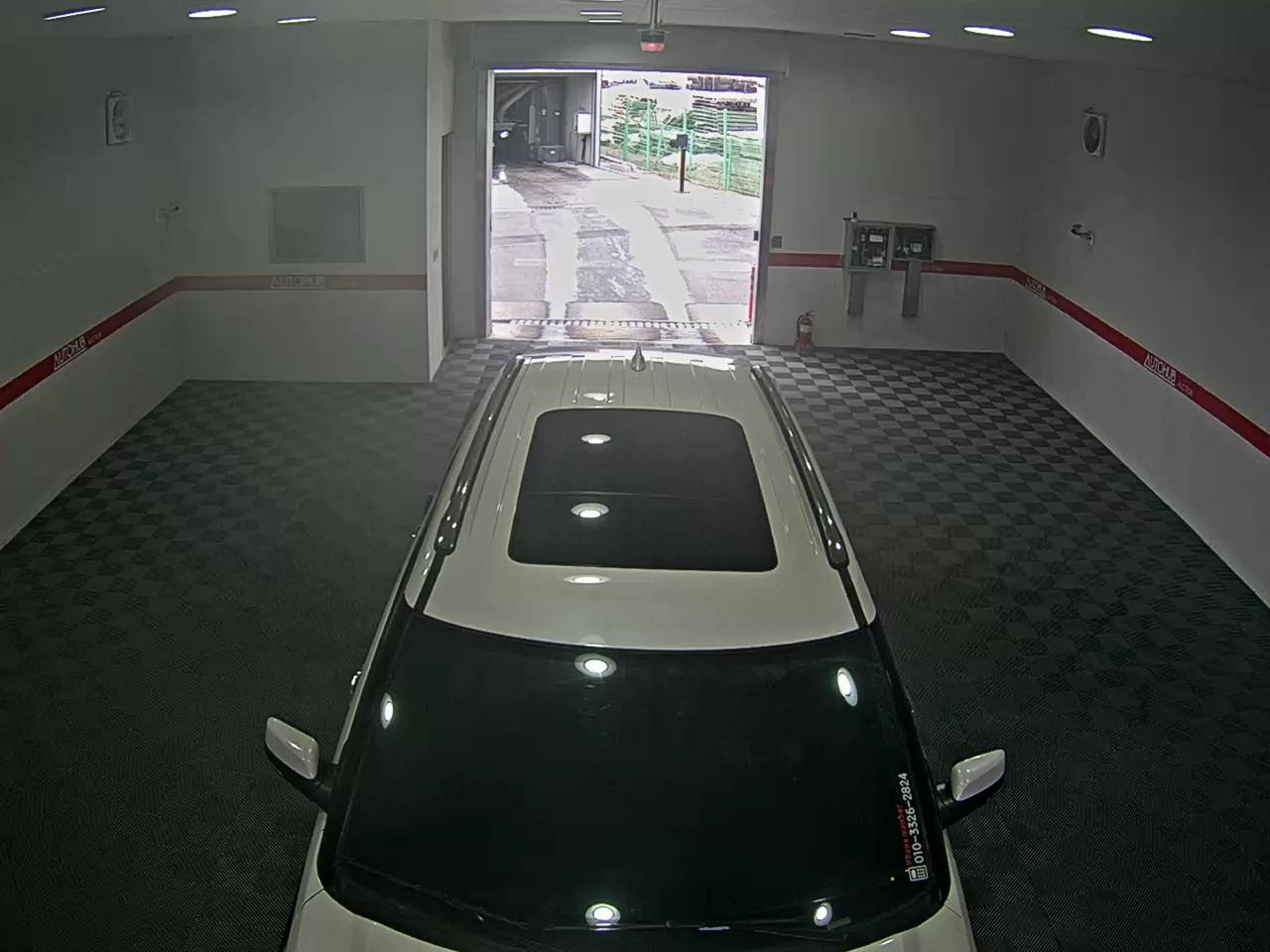 2017 - Ford Explorer