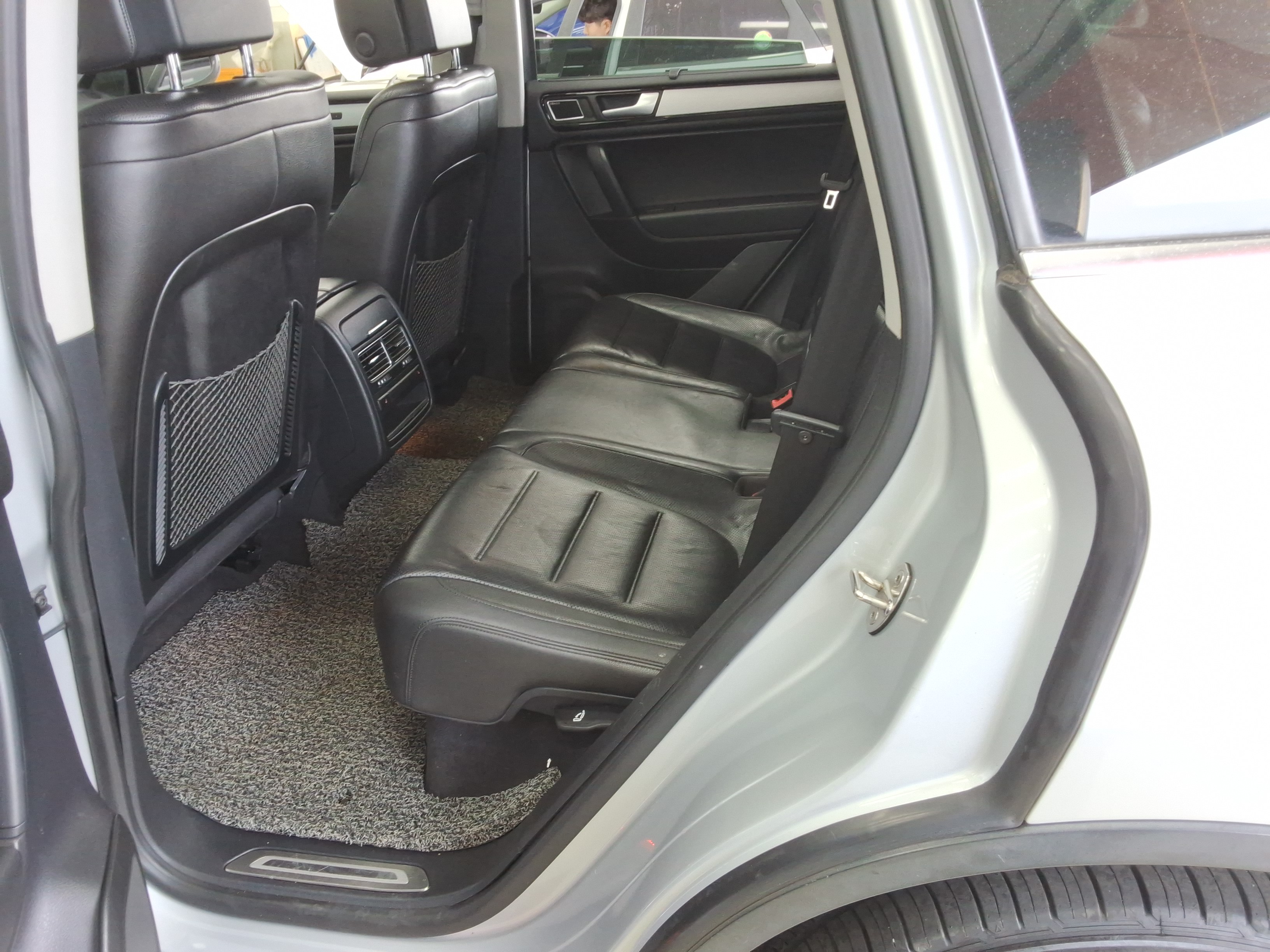 2013 - Volkswagen Touareg