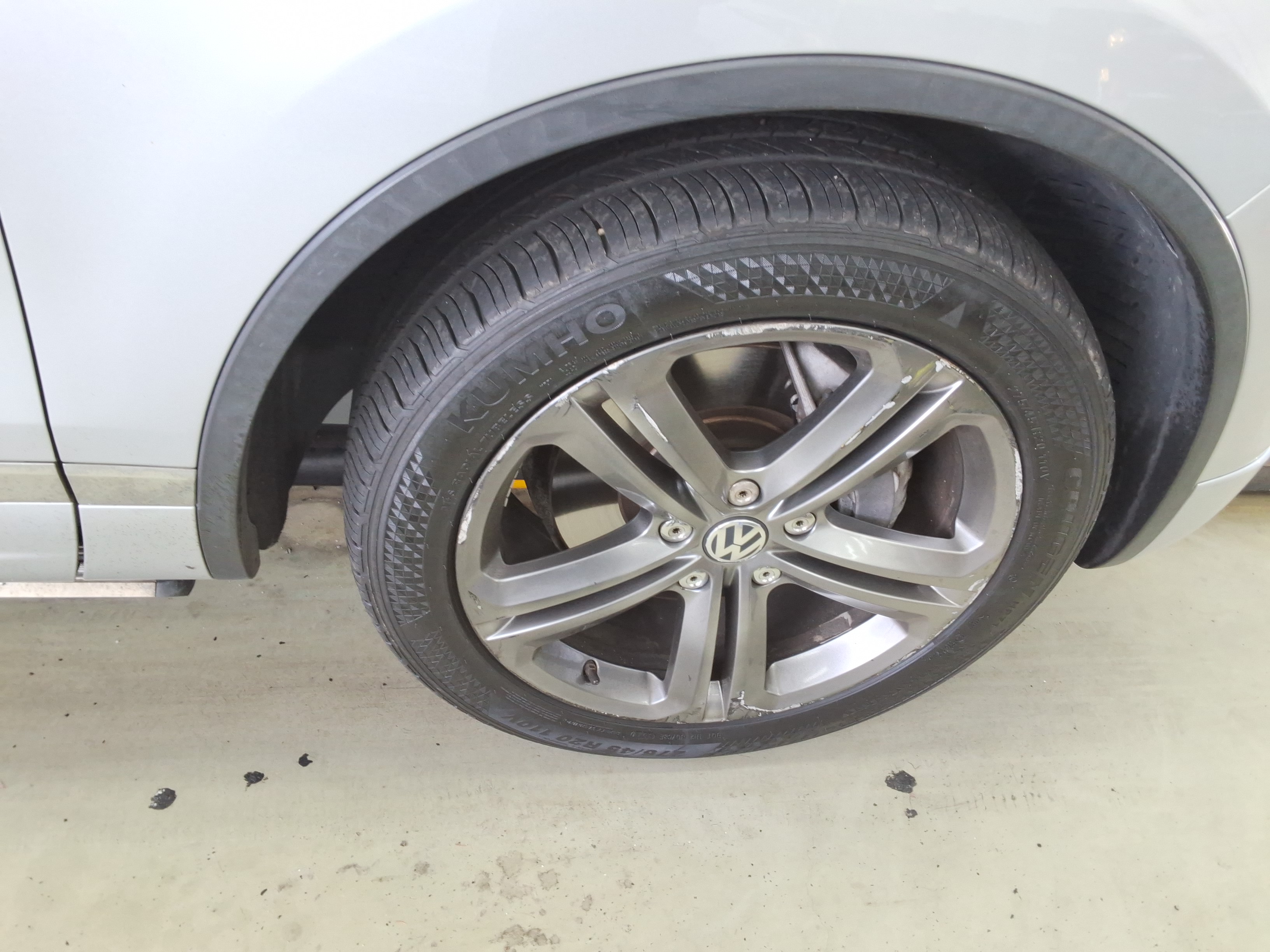 2013 - Volkswagen Touareg