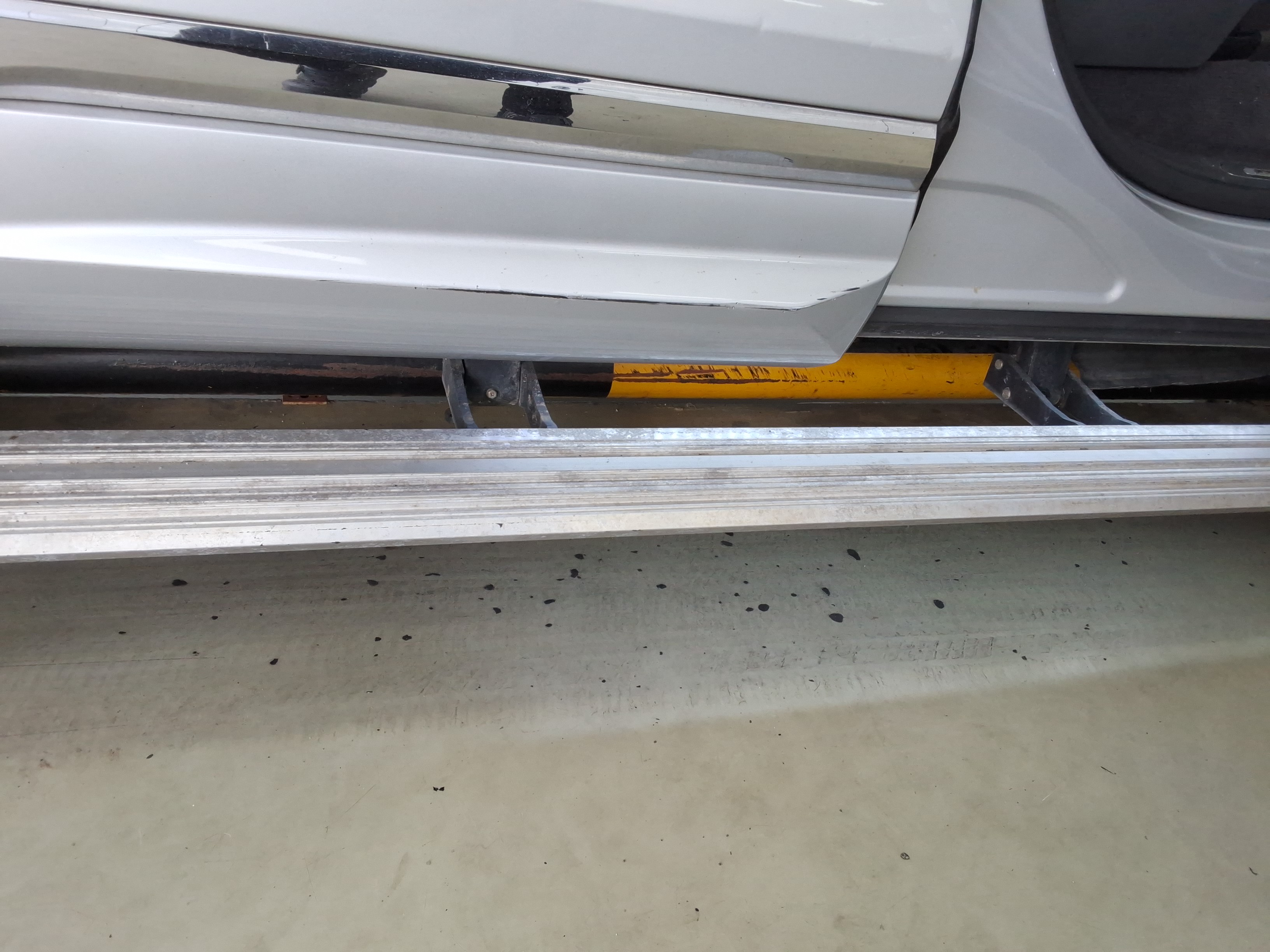 2013 - Volkswagen Touareg