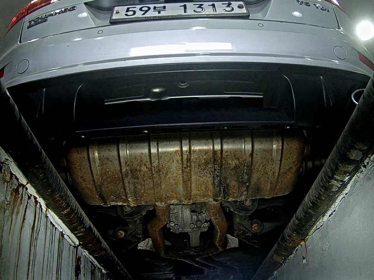 2013 - Volkswagen Touareg