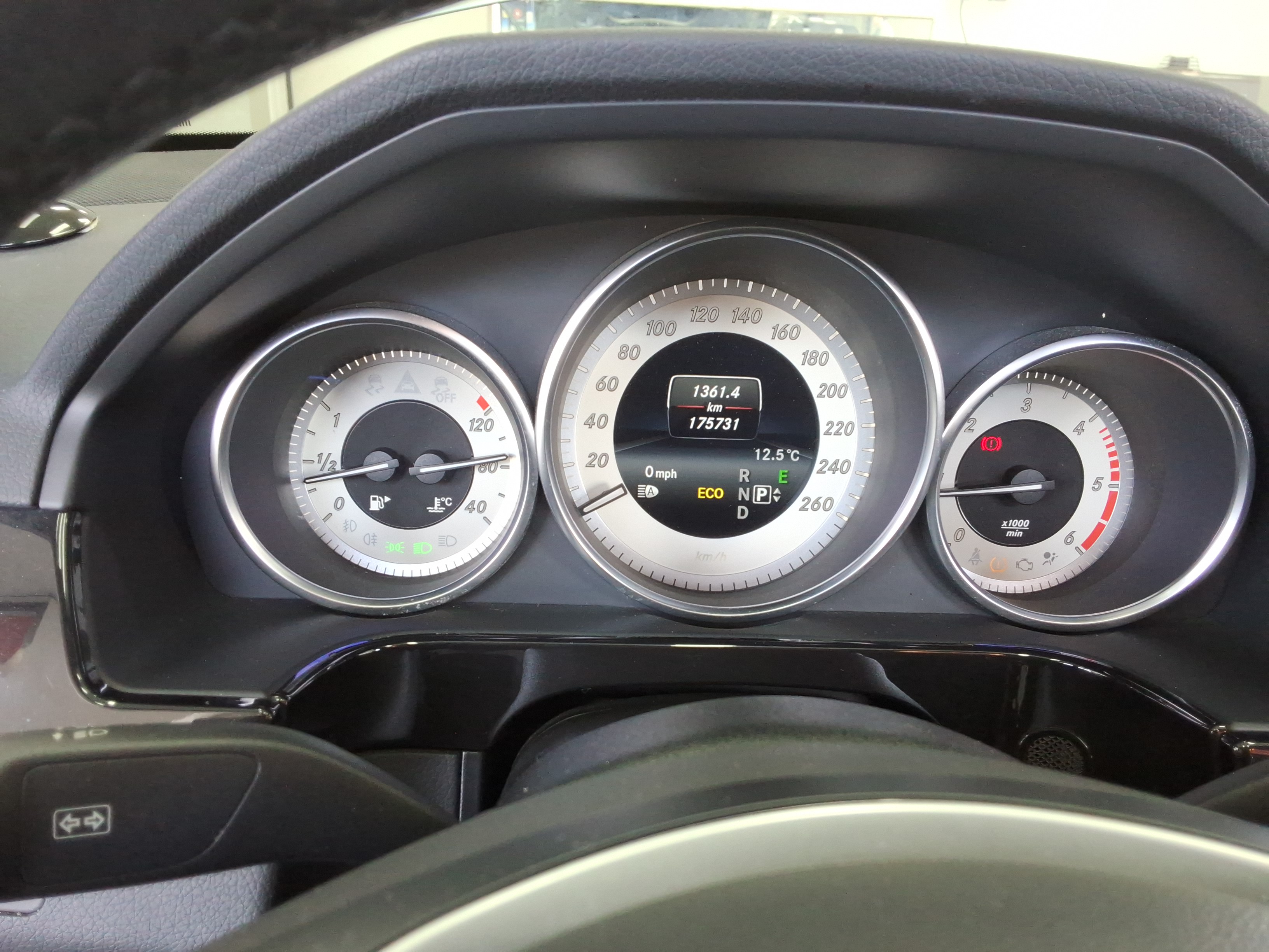 2014 - Mercedes-Benz E220