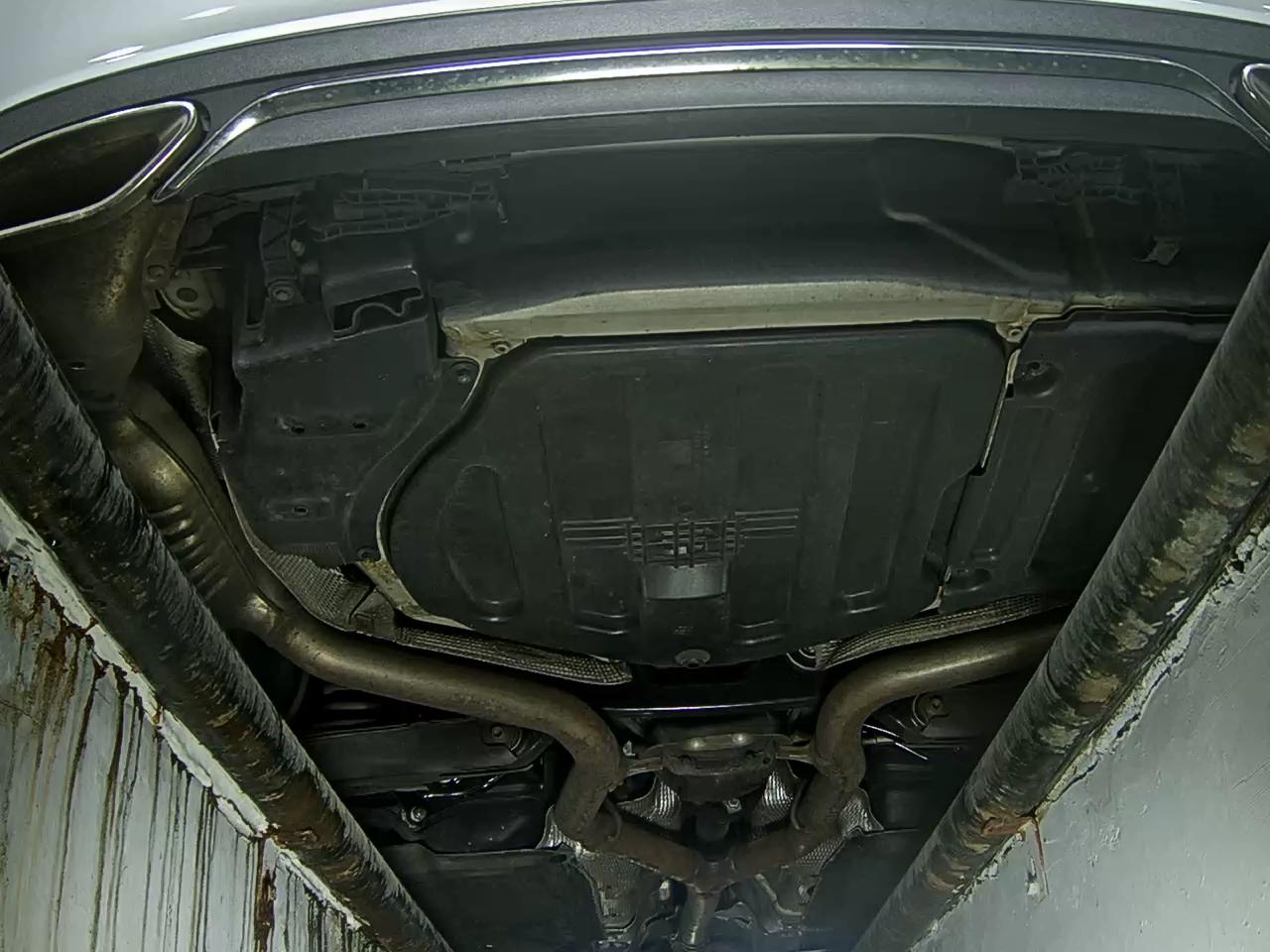 2014 - Mercedes-Benz E220