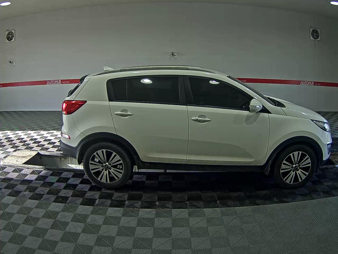 2014 - Kia Sportage R